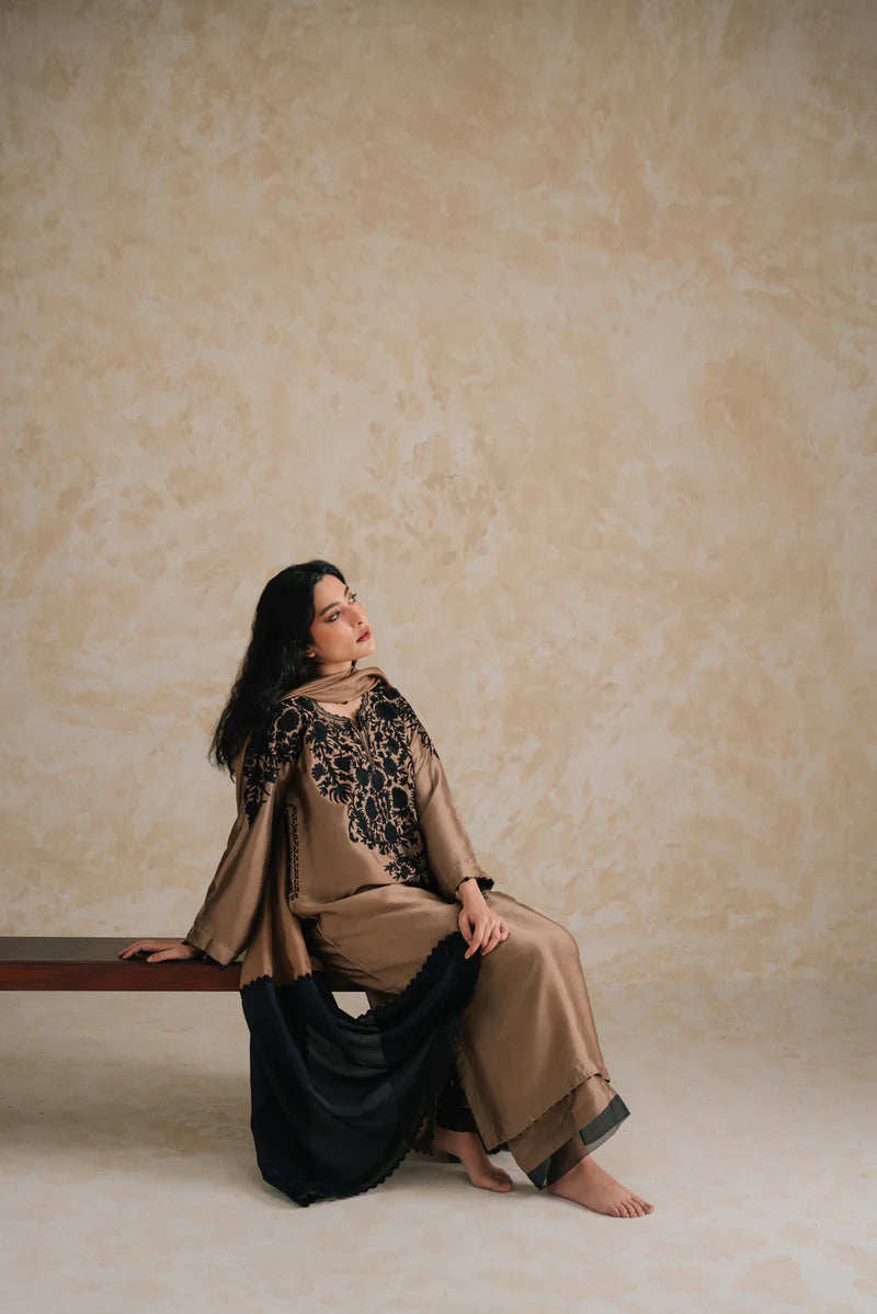 IQRA F CHAUDHRY KHAI PHIRAN 3PC