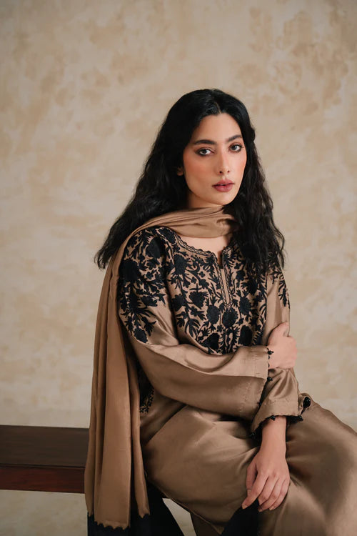 IQRA F CHAUDHRY KHAI PHIRAN 3PC