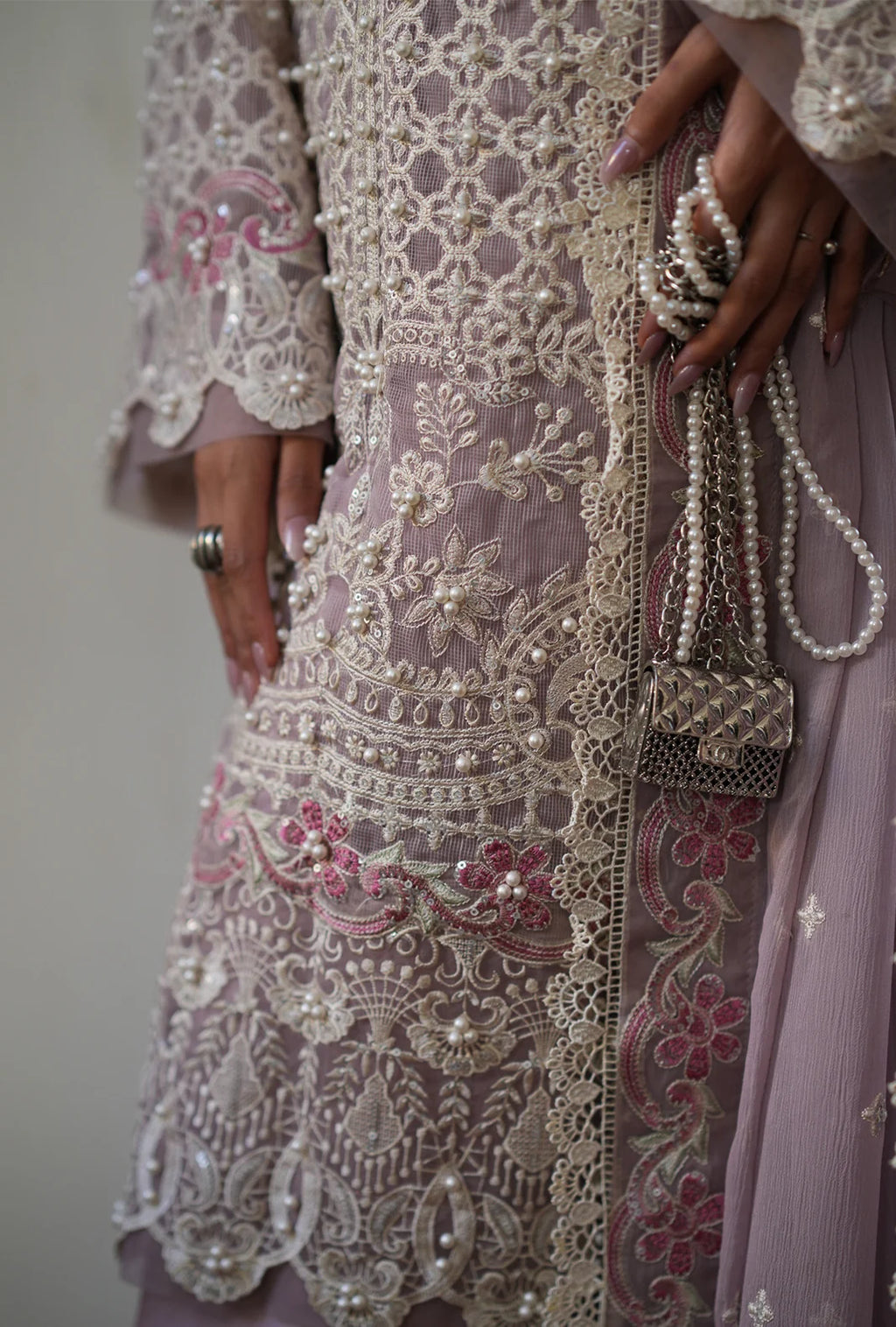 AJR UNSTITCHED LIYANA