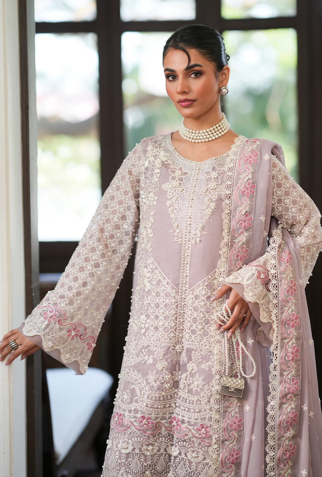 AJR UNSTITCHED LIYANA