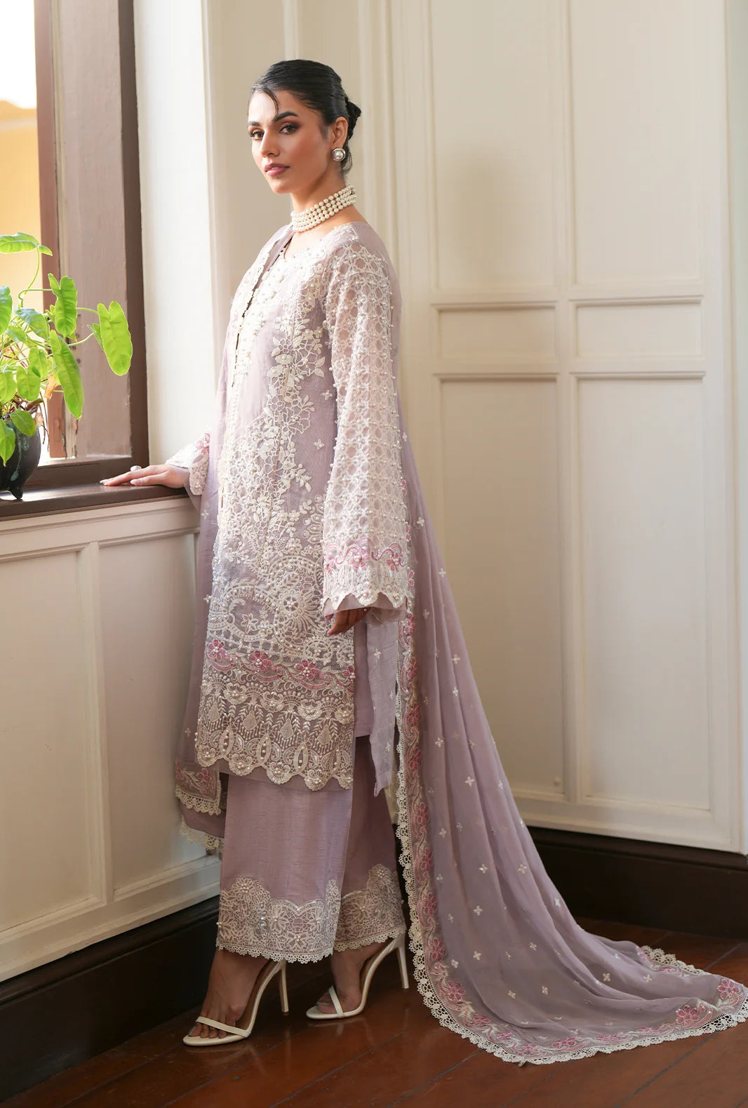 AJR UNSTITCHED LIYANA