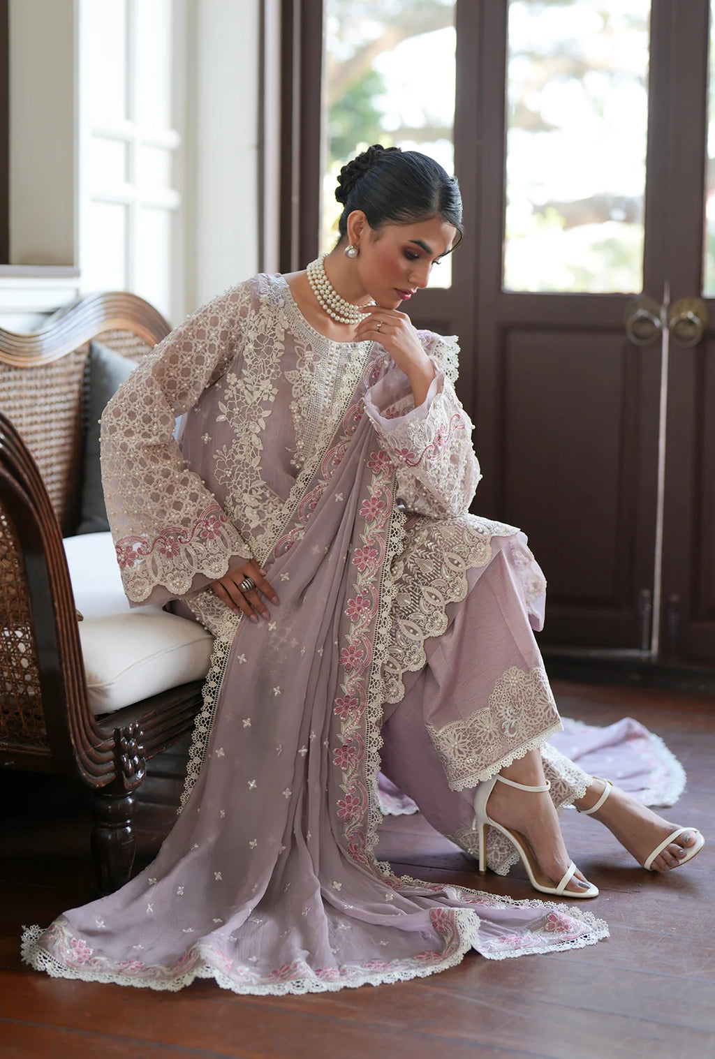 AJR UNSTITCHED LIYANA