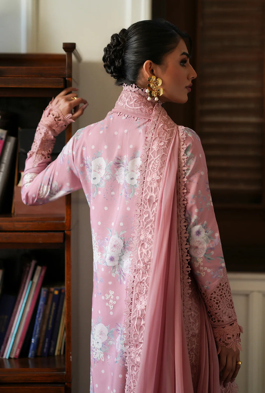 AJR UNSTITCHED RHEA