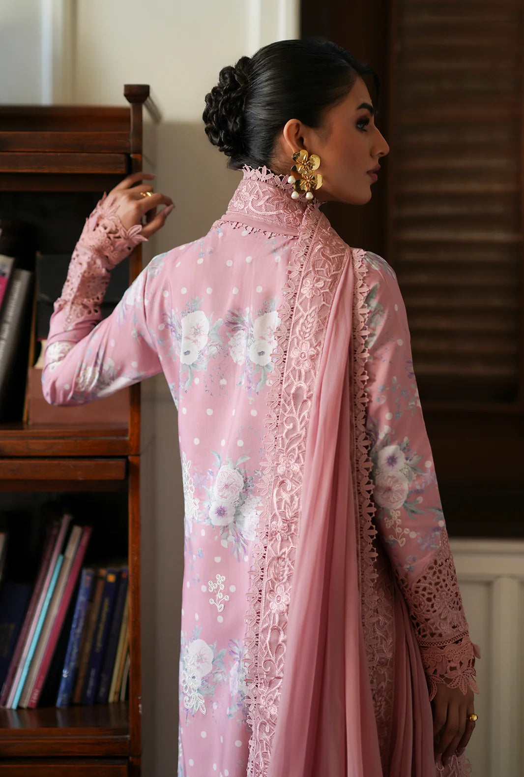 AJR UNSTITCHED RHEA