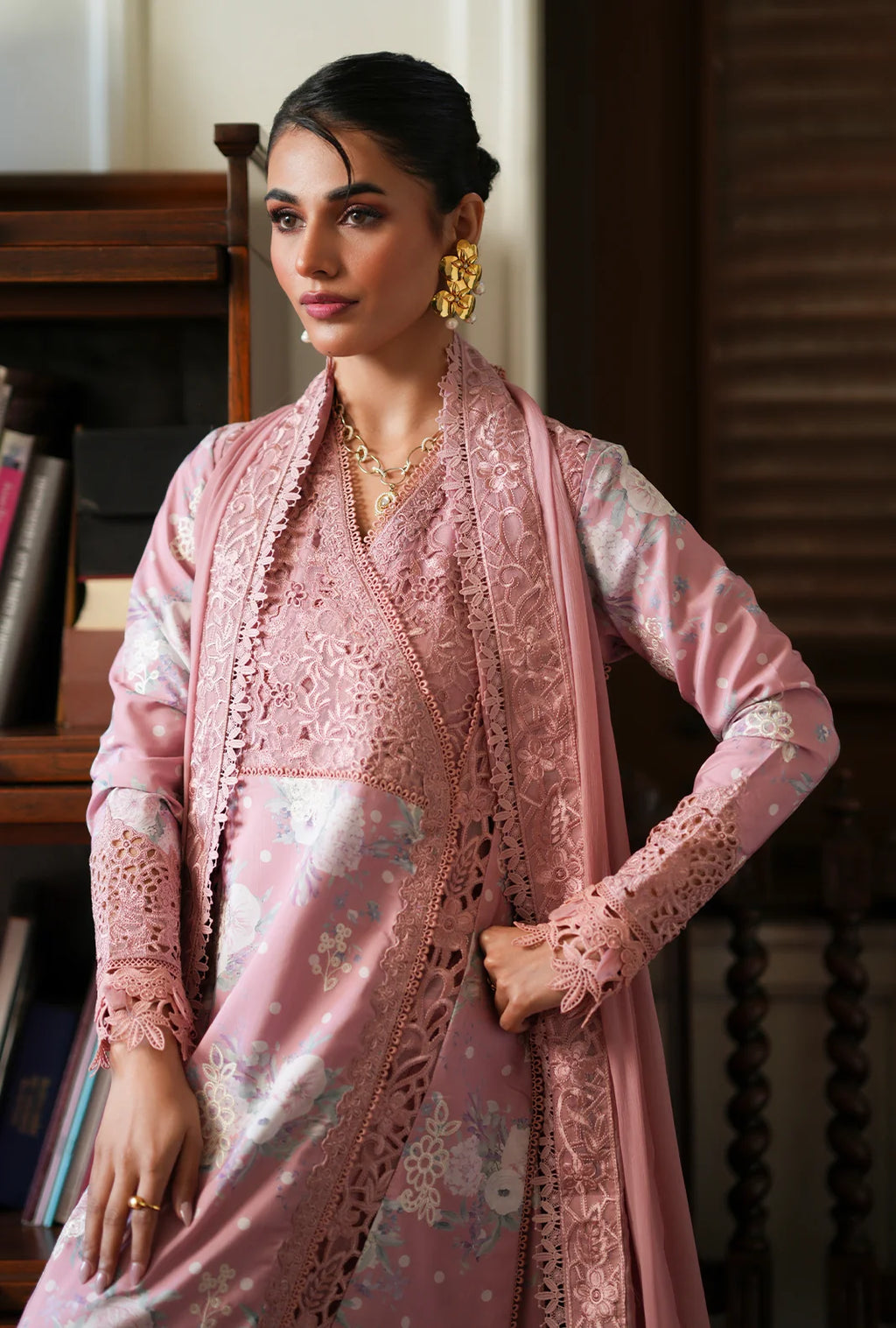 AJR UNSTITCHED RHEA