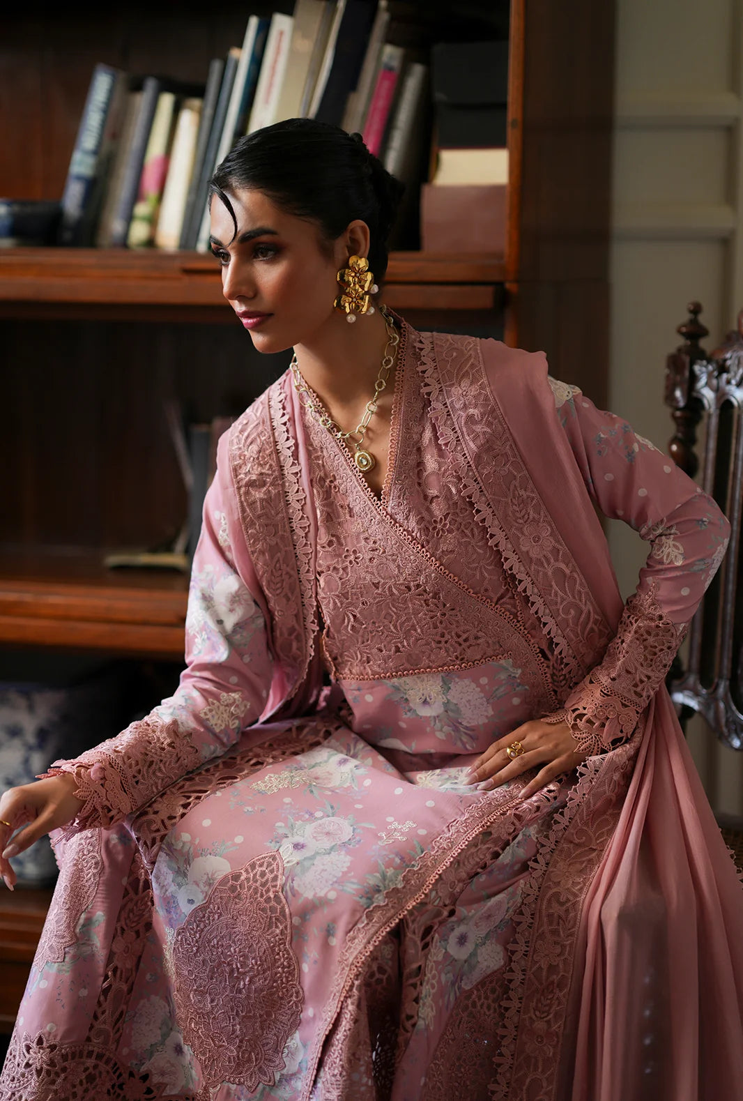 AJR UNSTITCHED RHEA