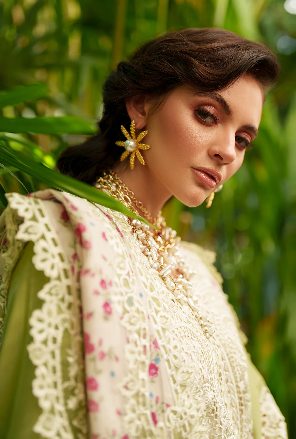 AJR EVARA LUXURY LAWN ALIRA