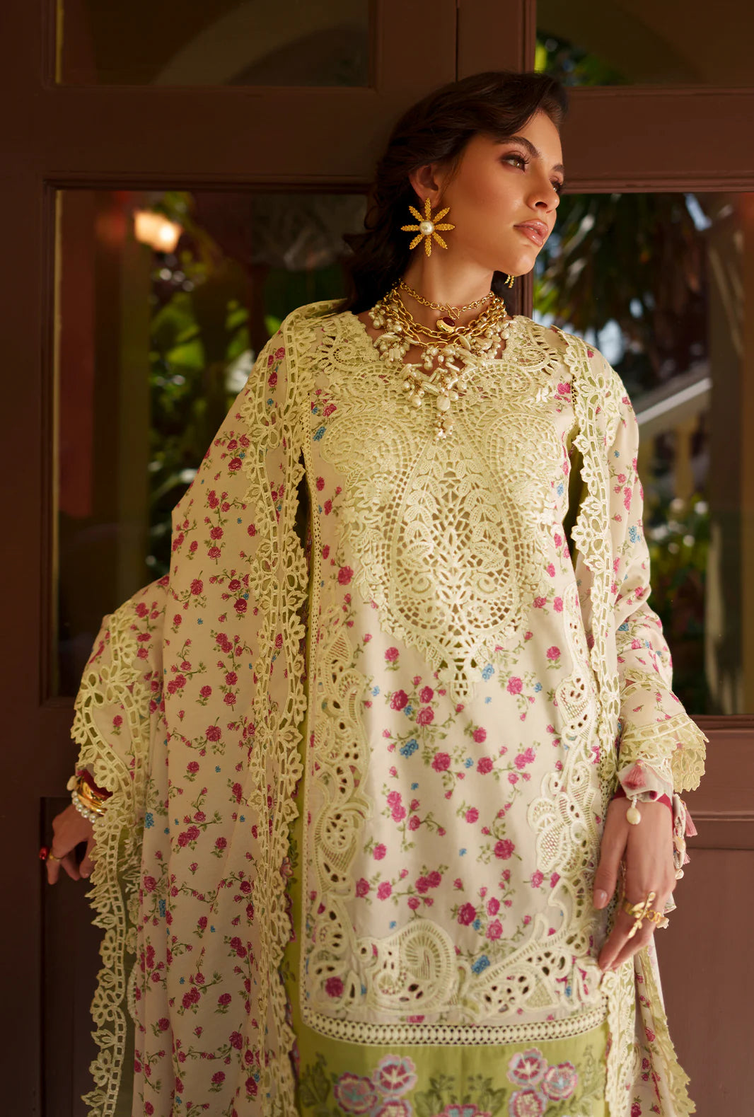 AJR EVARA LUXURY LAWN ALIRA