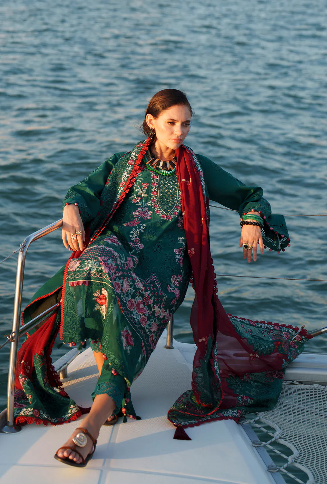 AJR EVARA LUXURY LAWN YARA