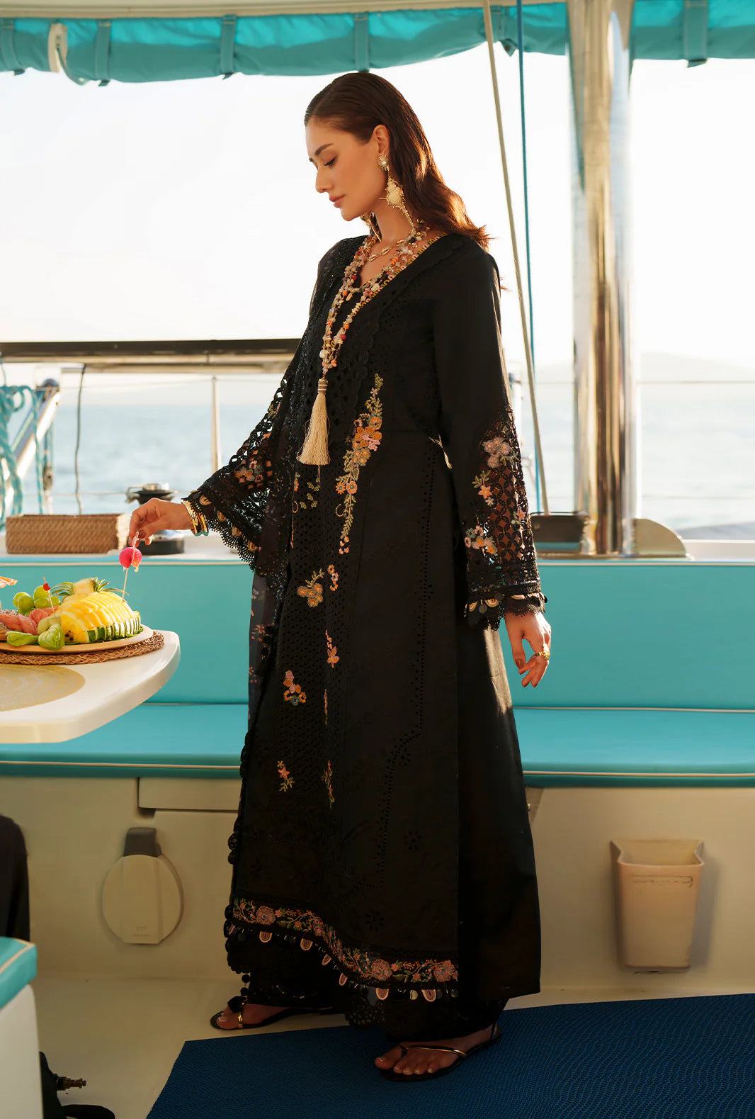 AJR EVARA LUXURY LAWN RIELA