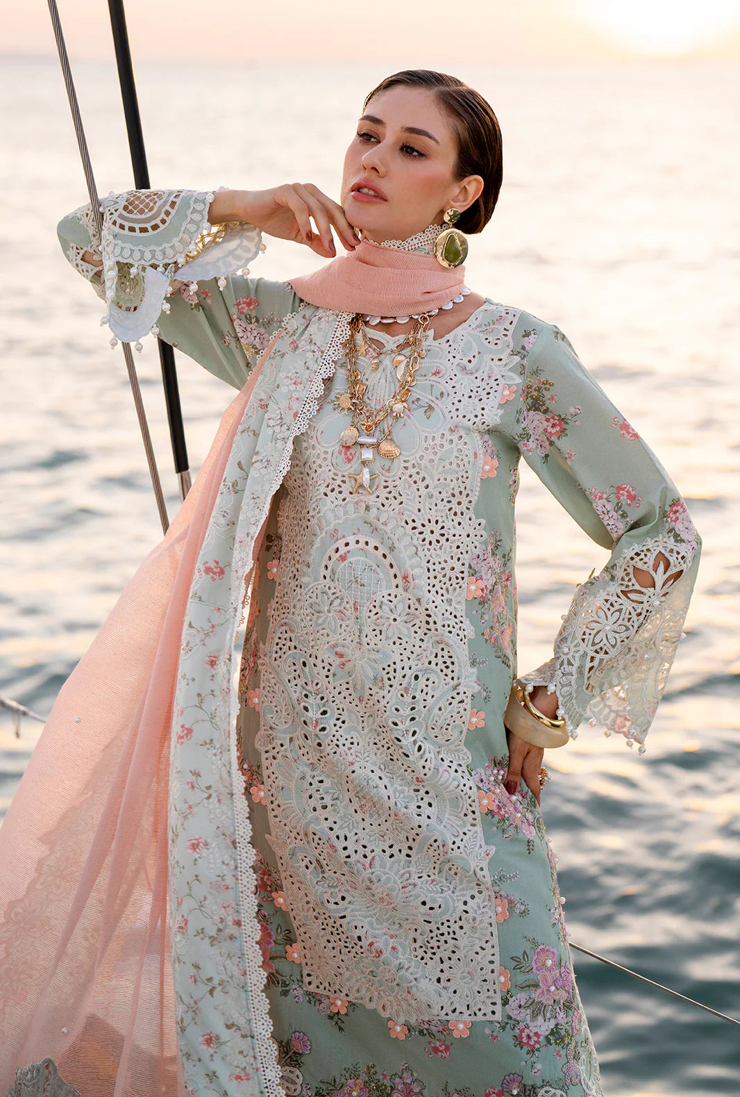 AJR EVARA LUXURY LAWN FYNA