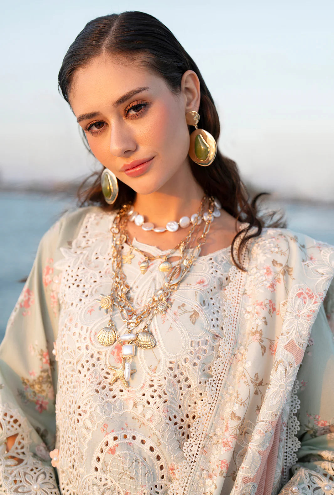 AJR EVARA LUXURY LAWN FYNA