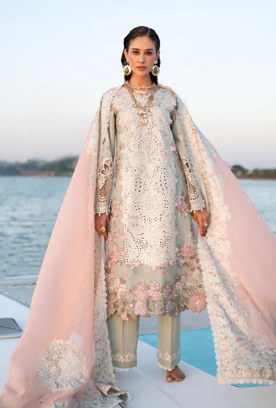 AJR EVARA LUXURY LAWN FYNA