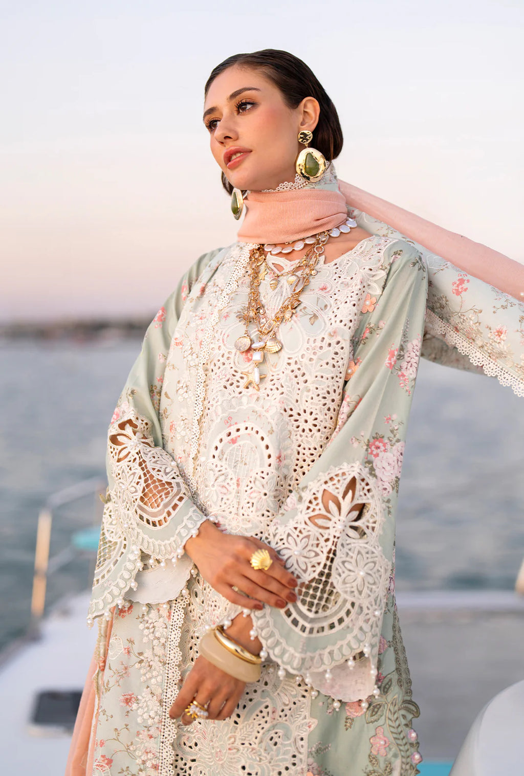 AJR EVARA LUXURY LAWN FYNA