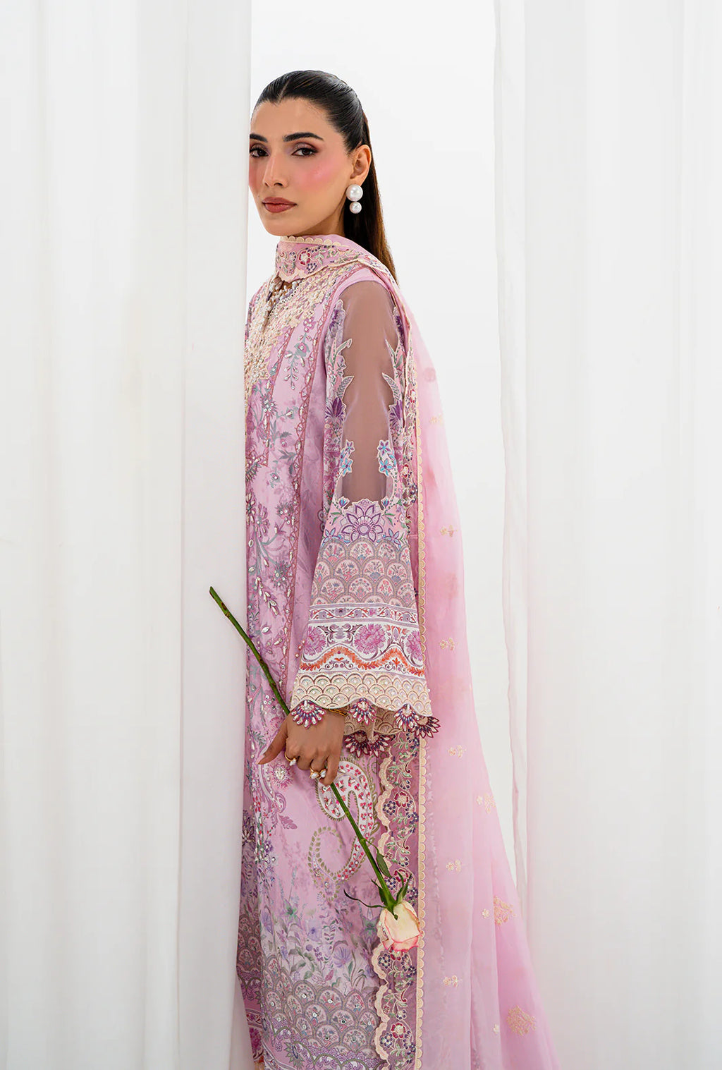 AJR LUXE SILK D-04