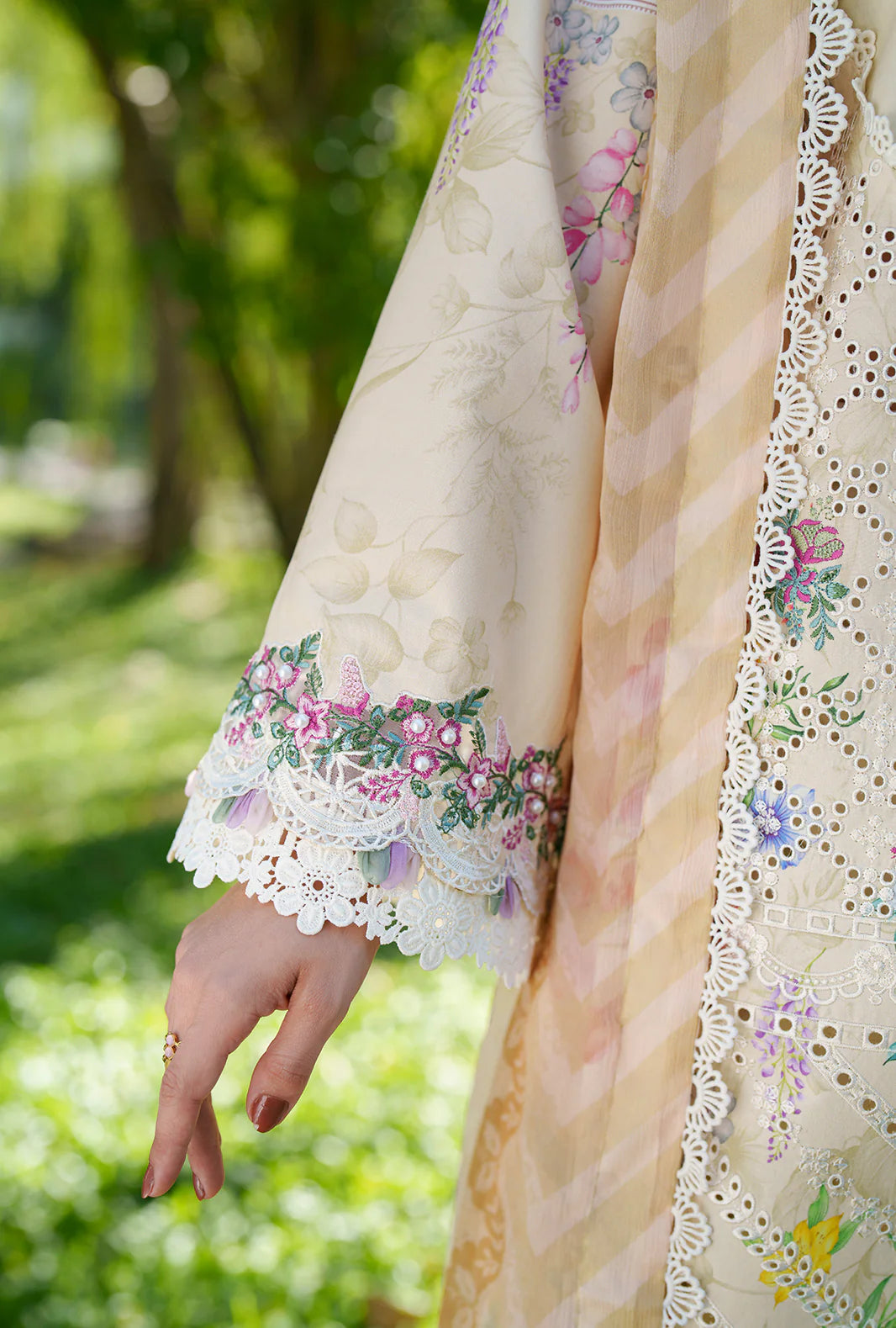AJR PRINTED CHIKANKARI APC-26-101