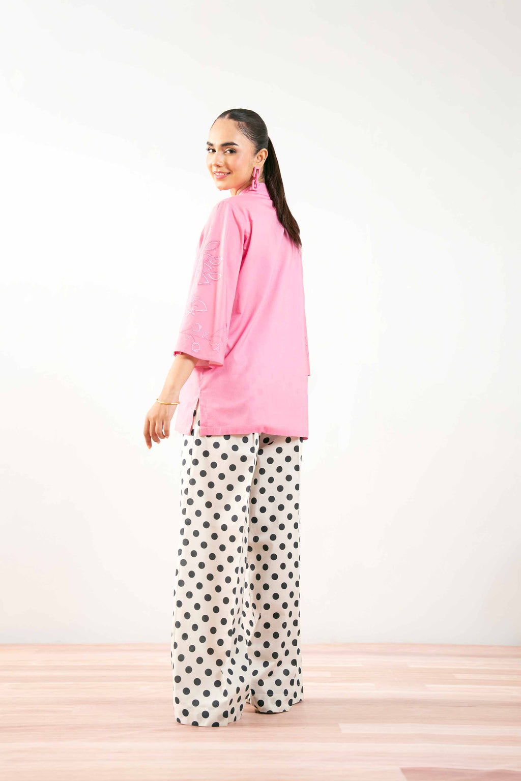 NISHATLINEN AS25-82 2PC