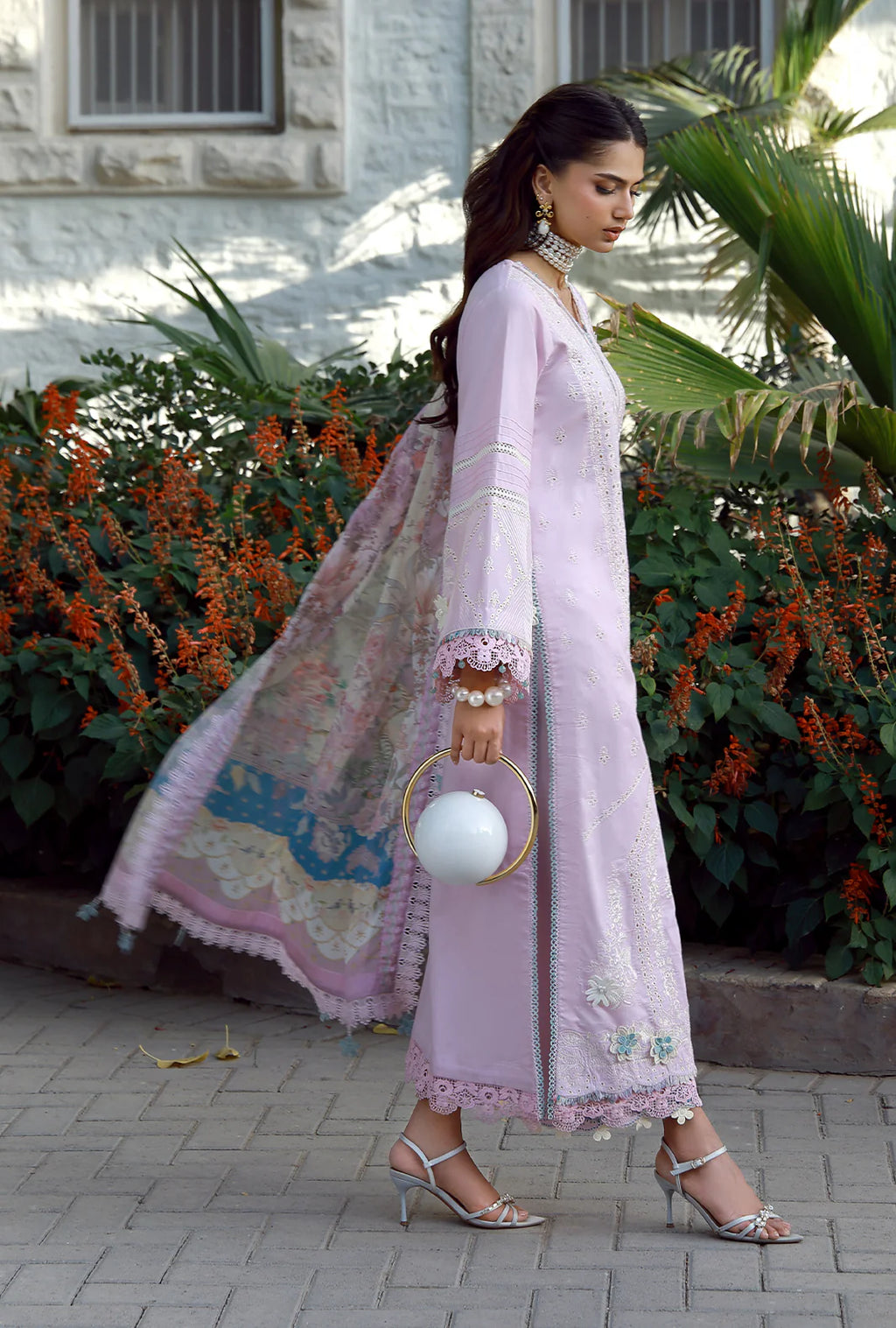 AJR SIGNATURE LAWN SYNA