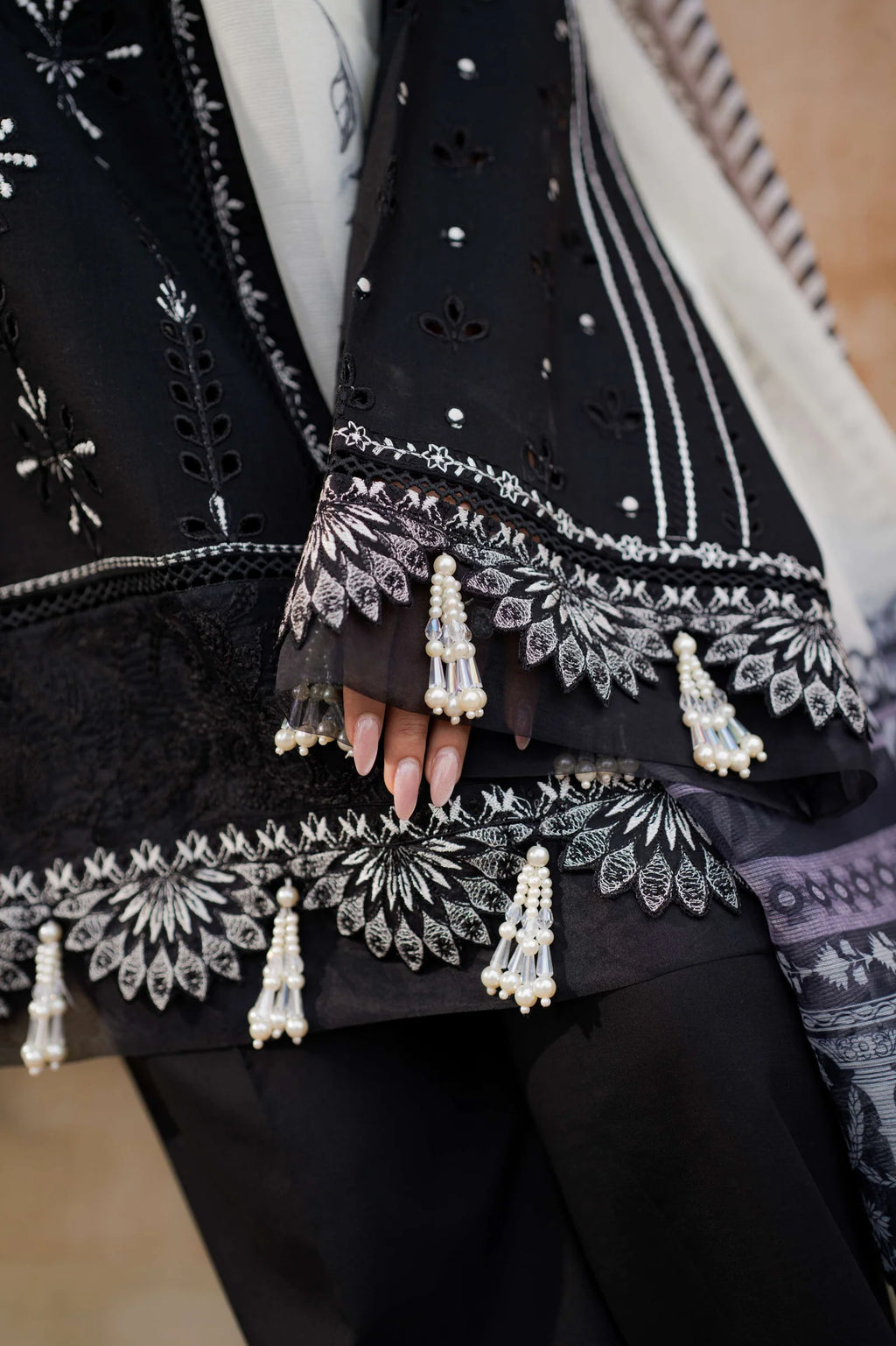 AZZAL SABLE