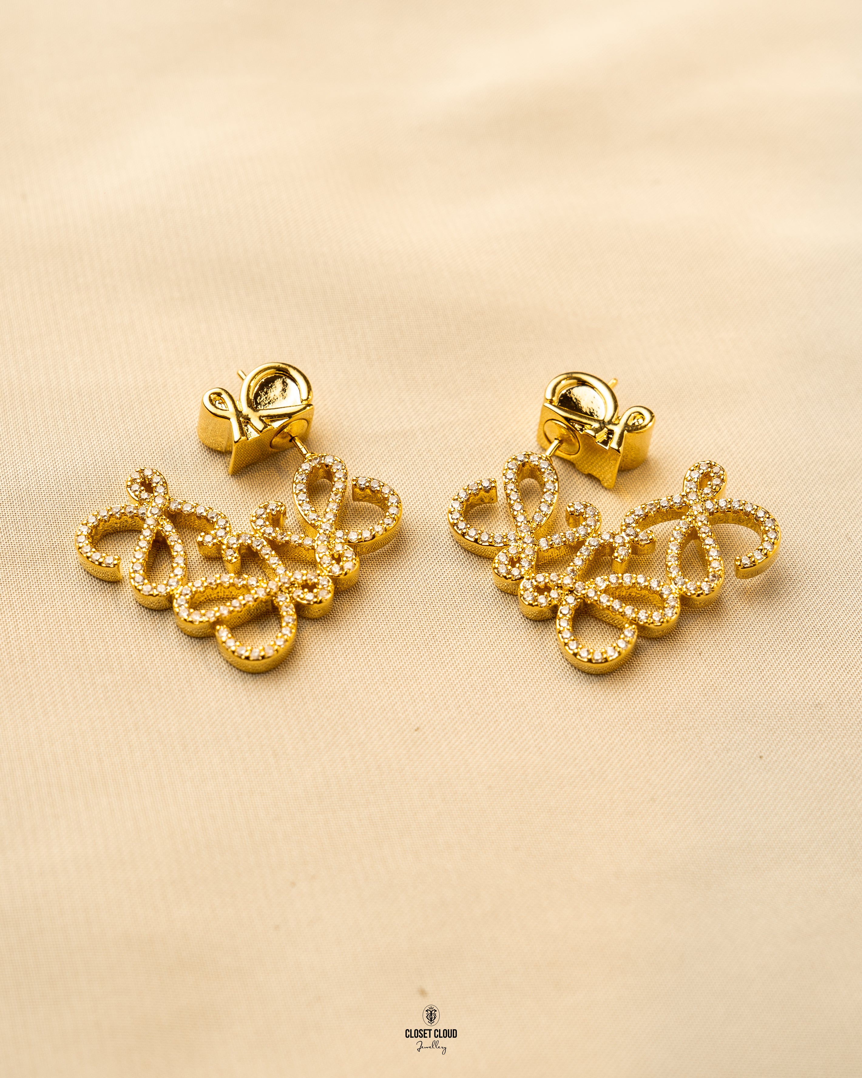 EAR RING X10202