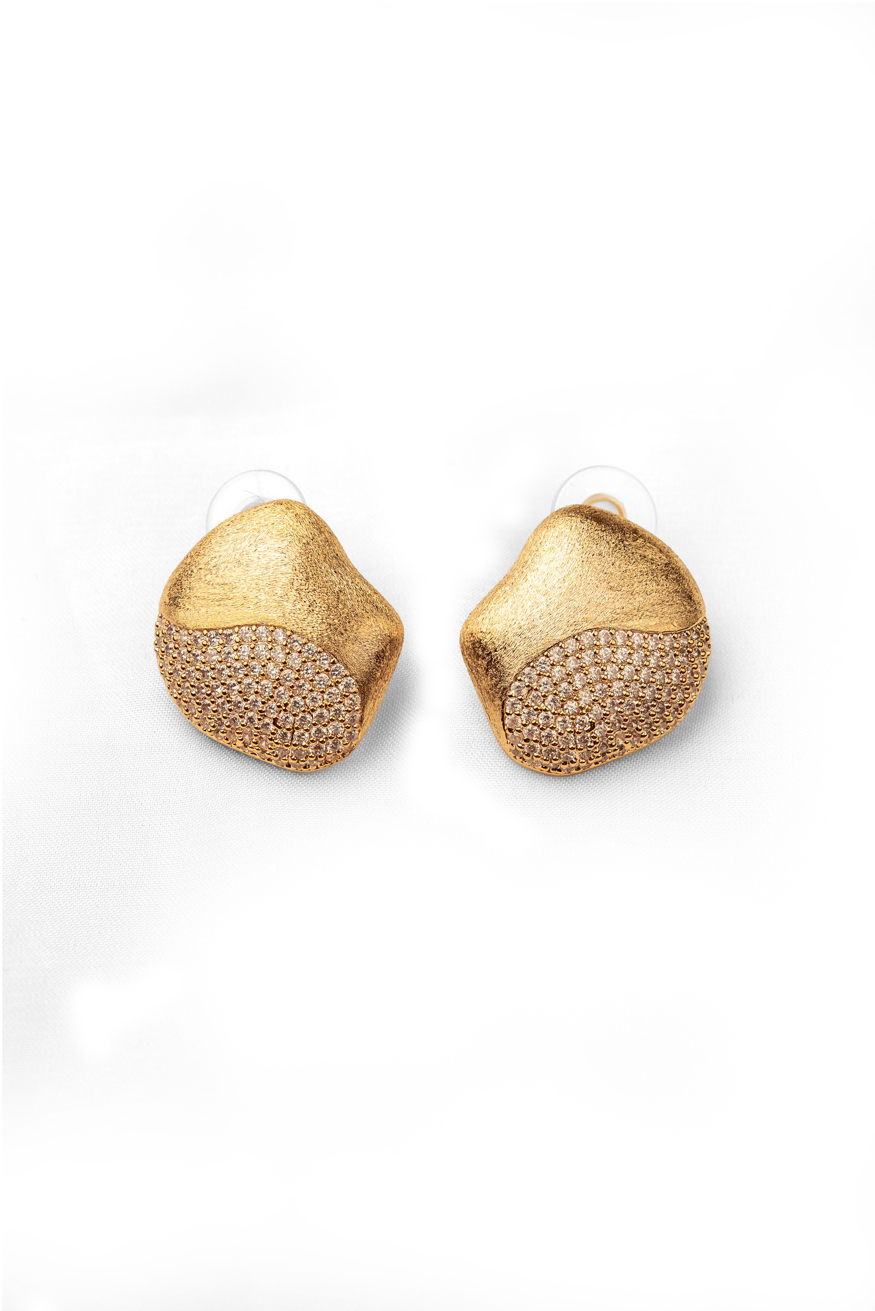 EAR RING X10403
