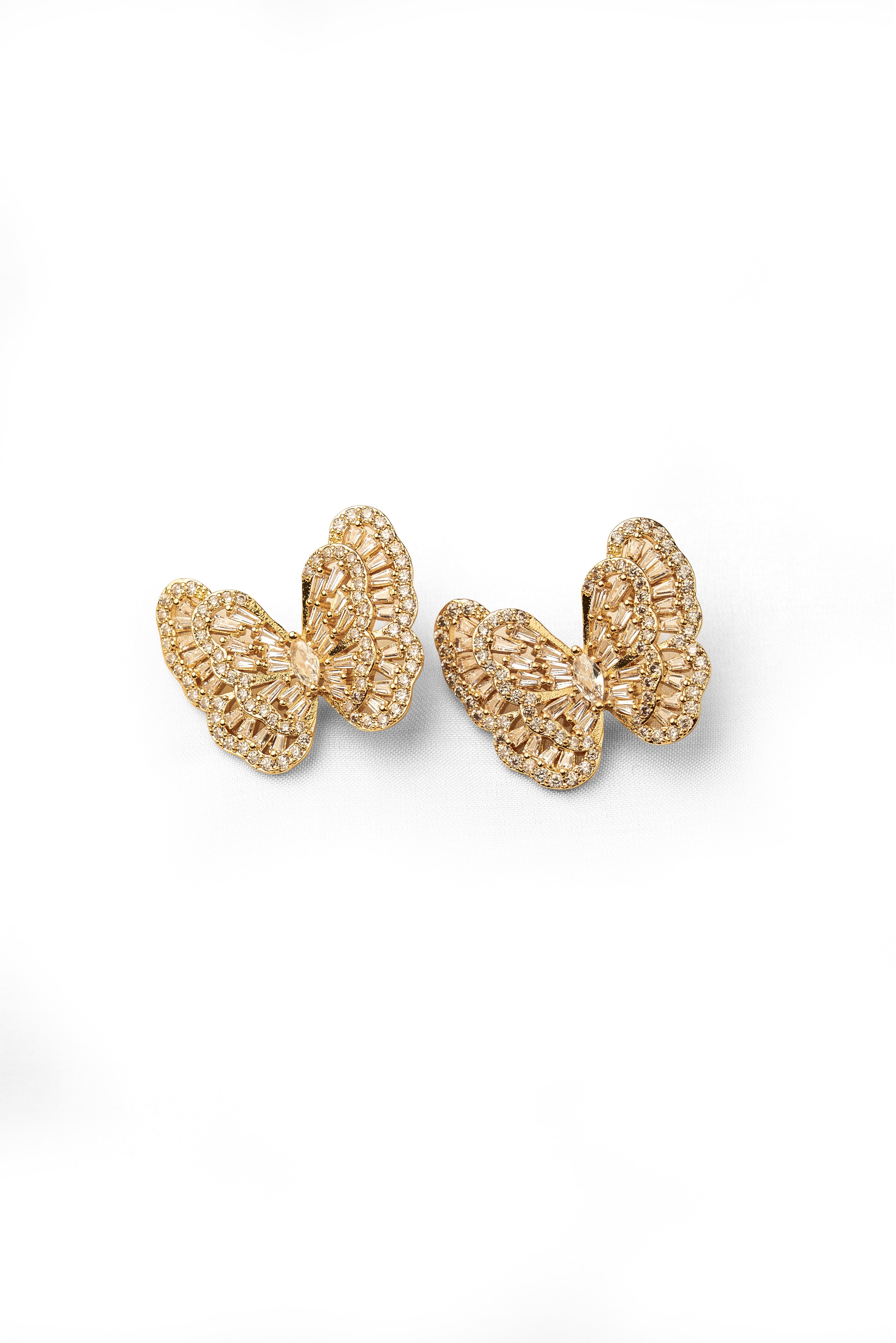 EAR RING X10417