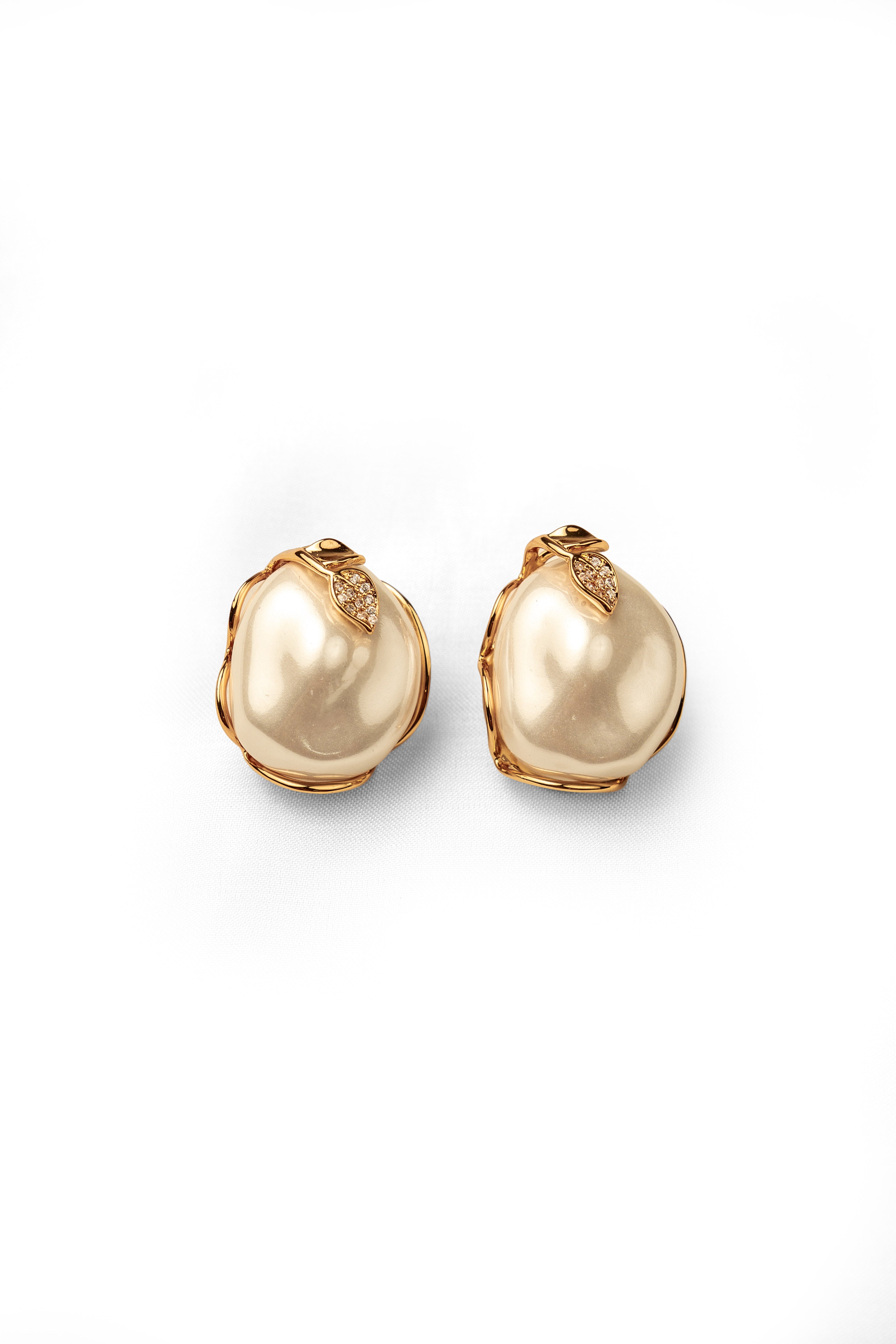 EAR RING X10422