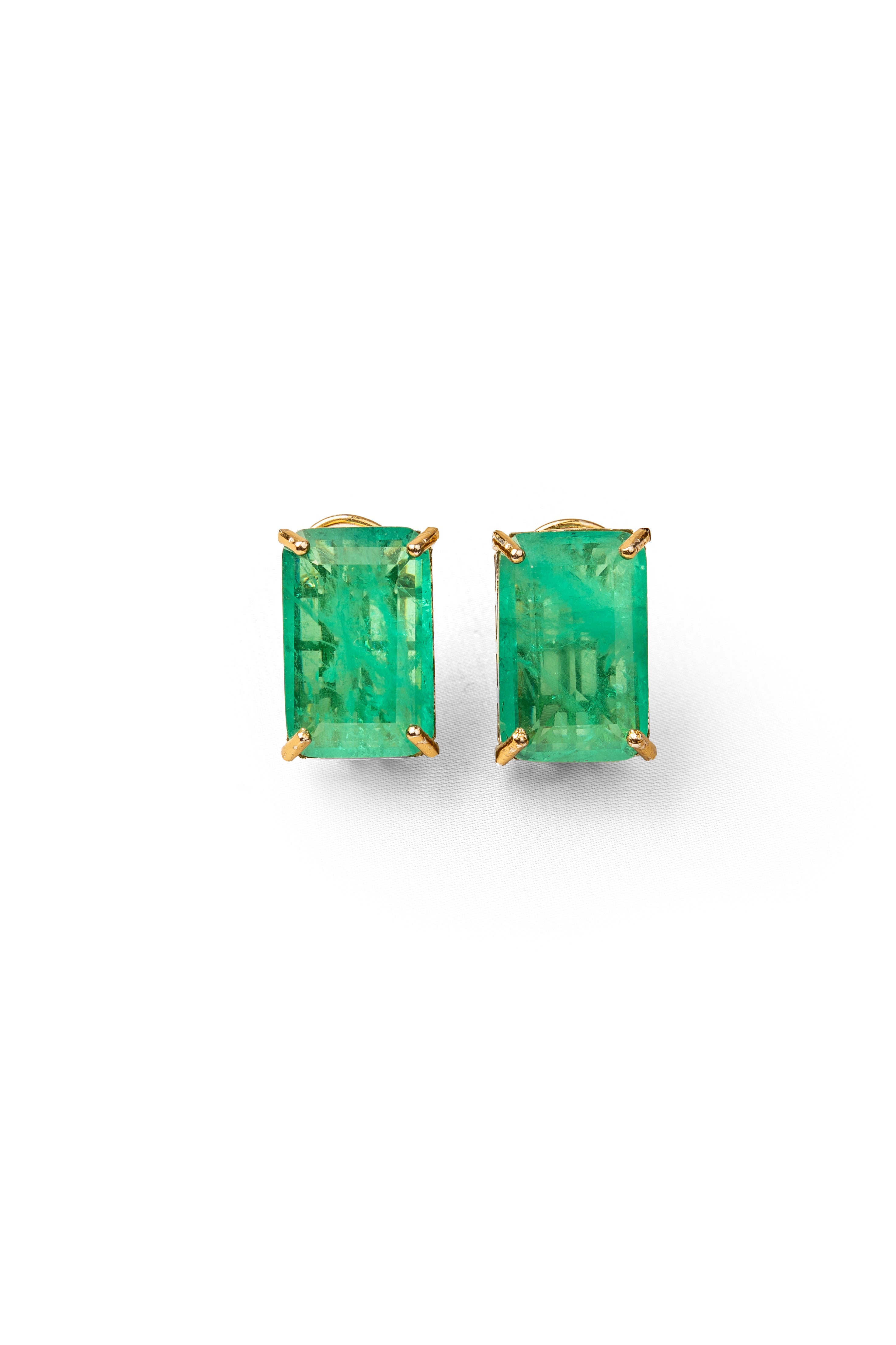 EAR RING XAD10543