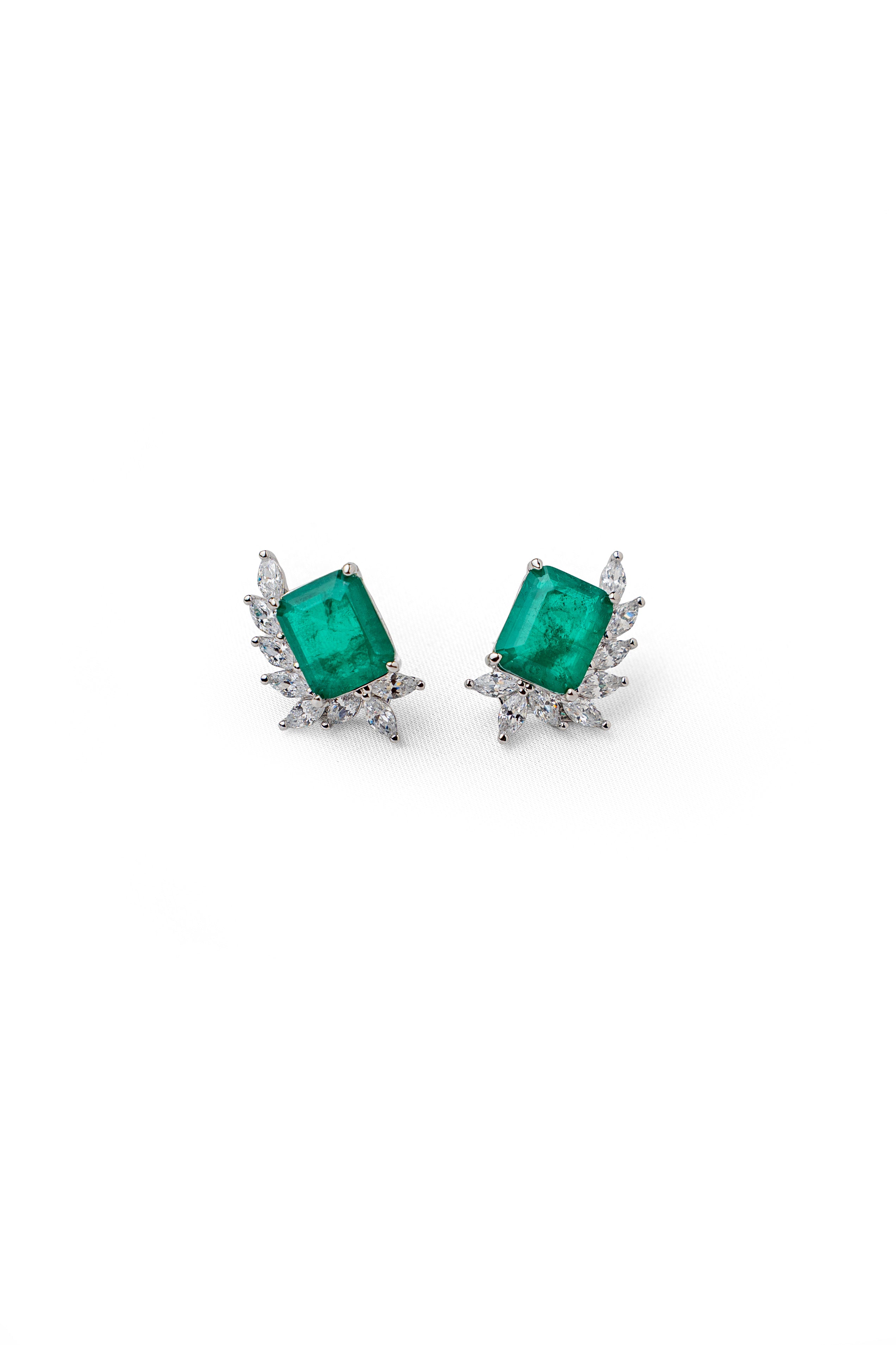 EAR RING X10998