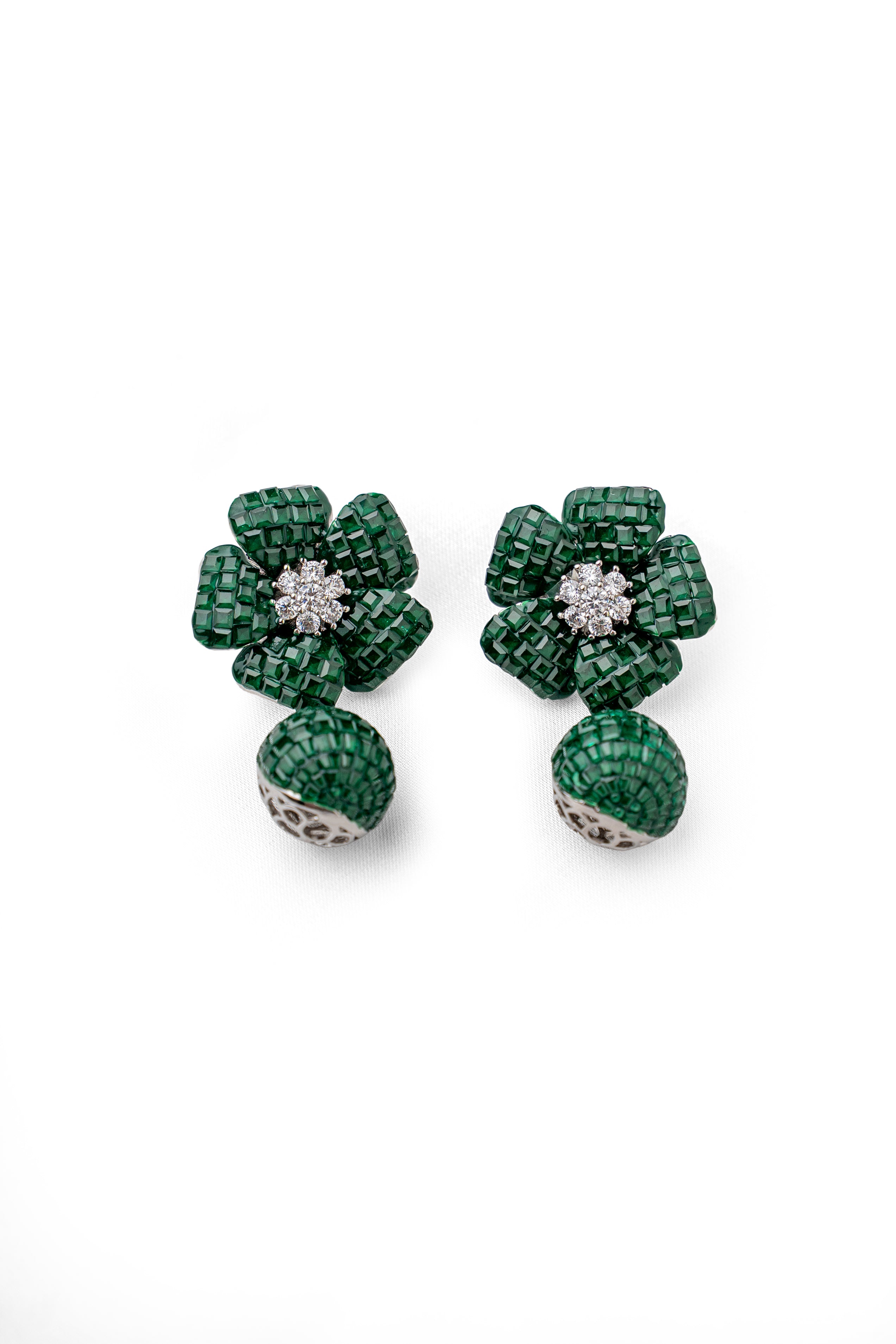 EAR RING X11002