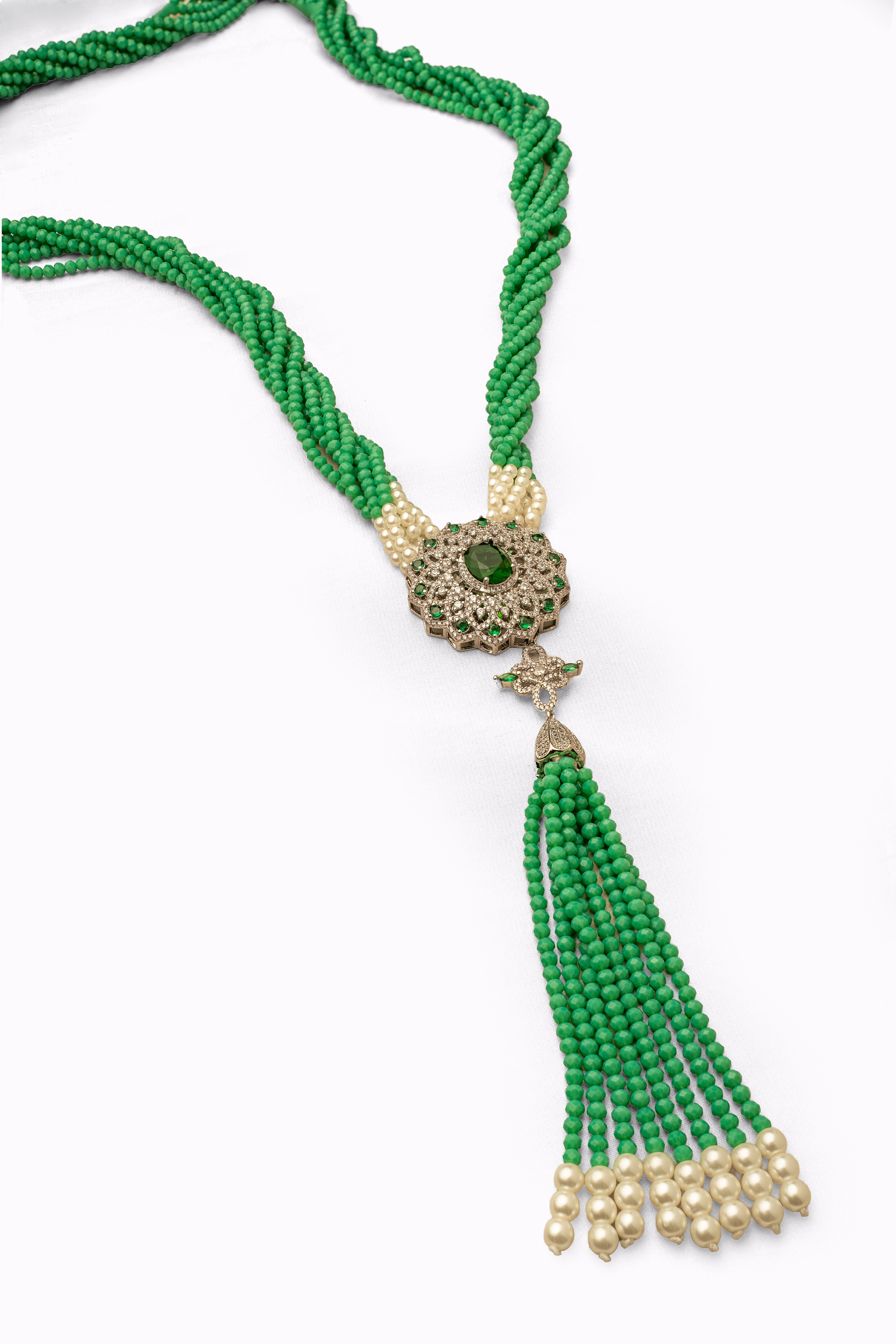 NECK CHAIN X8487