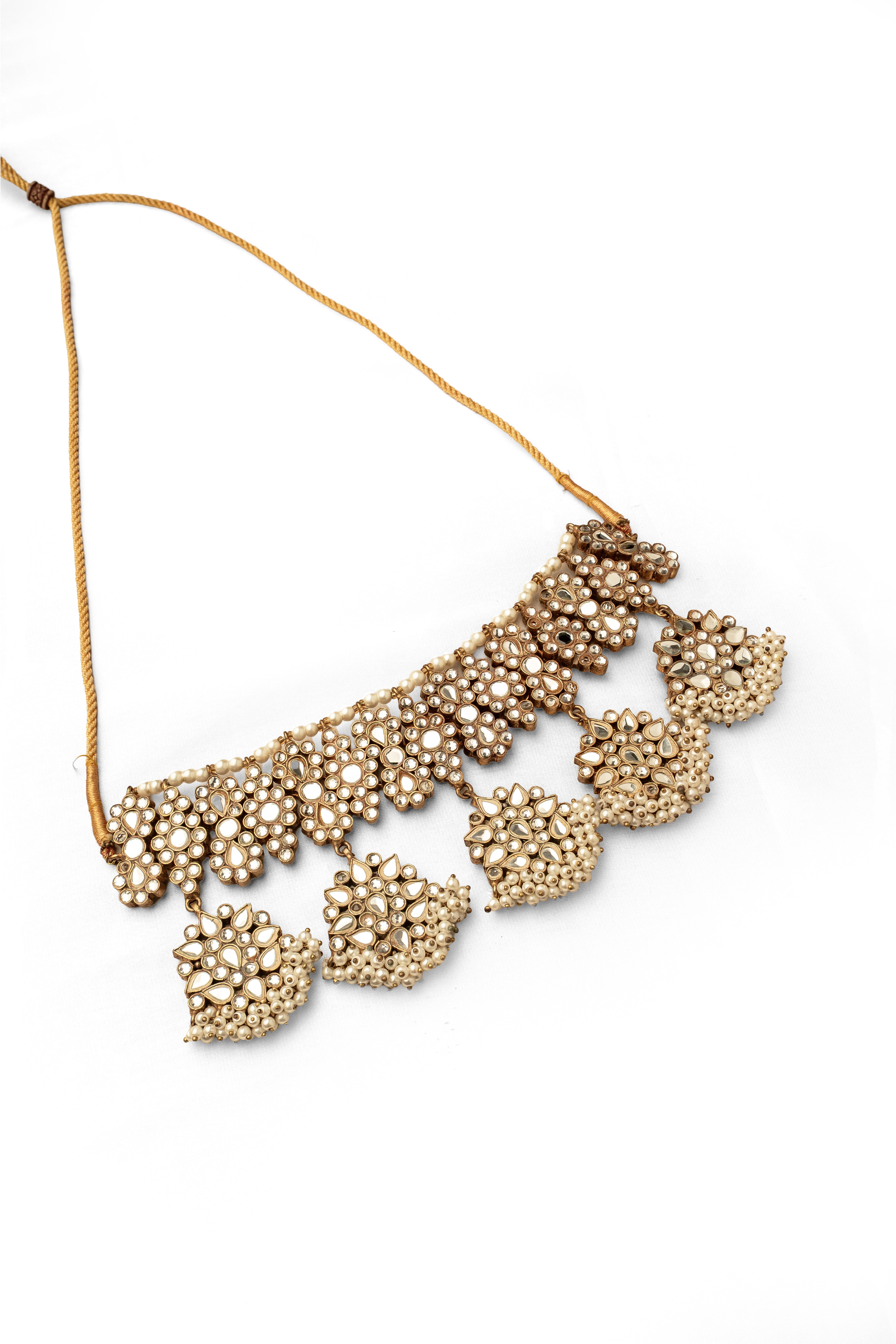 NECK CHAIN  X8696