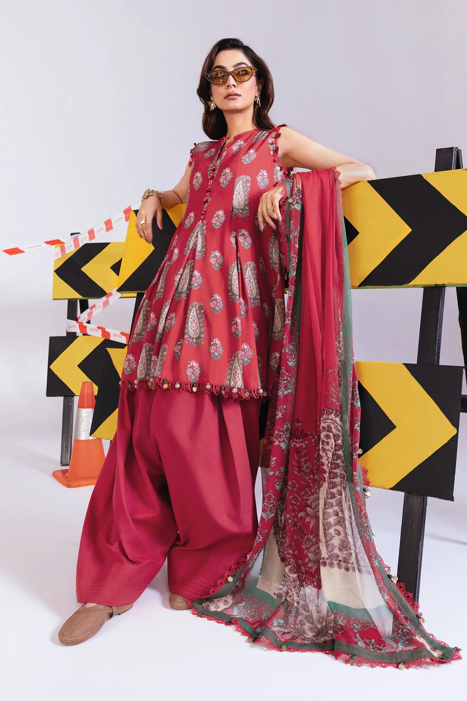 STITCHED BY CC D-1110A M BASICS 3PC