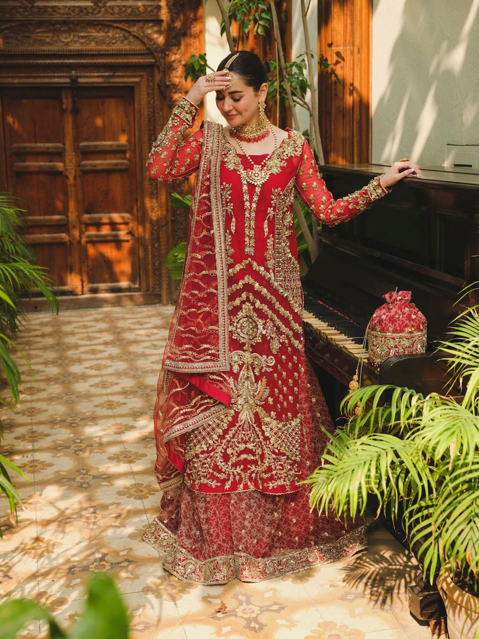 SS-04 SAIRA SHAKIRA