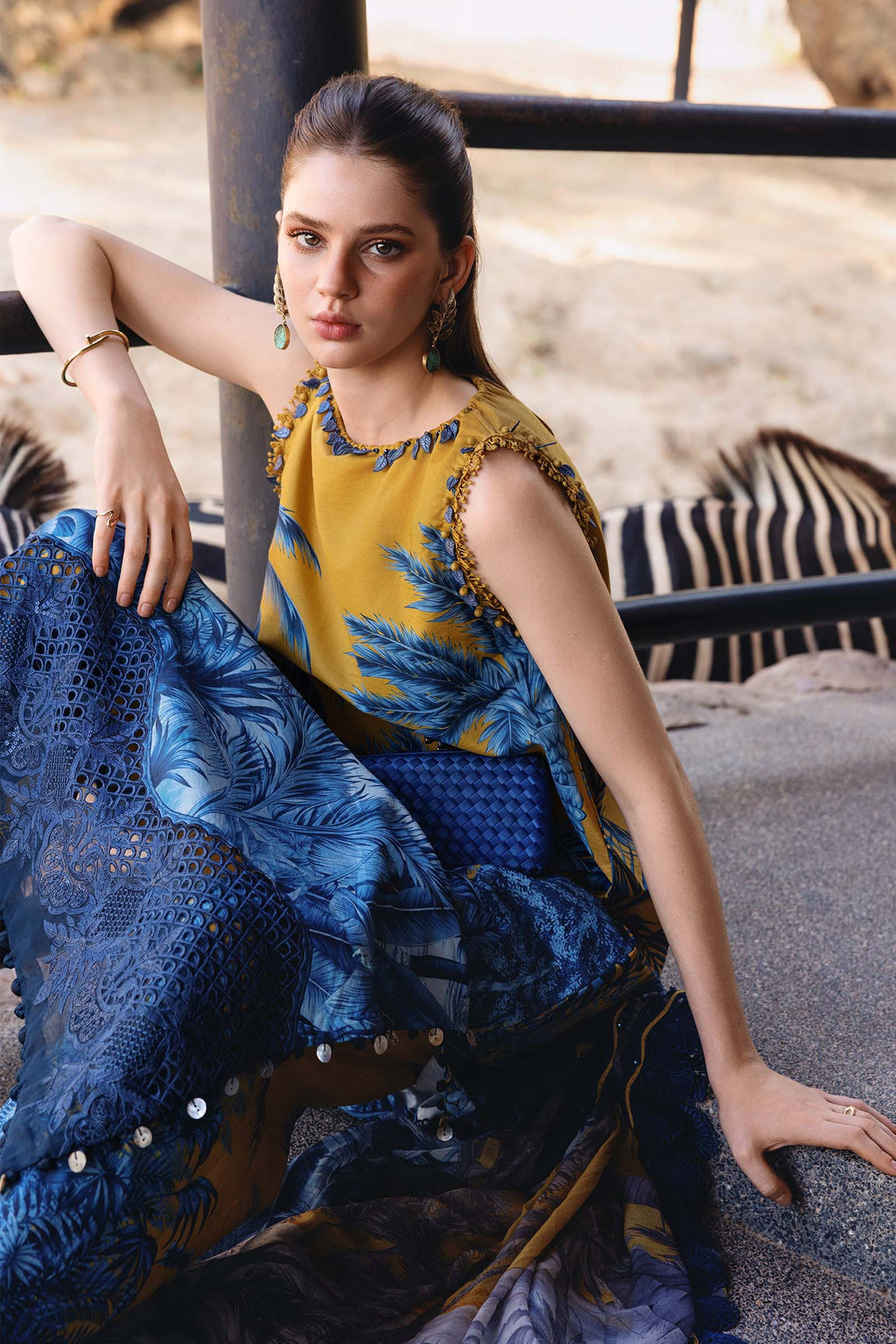 MARIA B M PRINTS D-11A