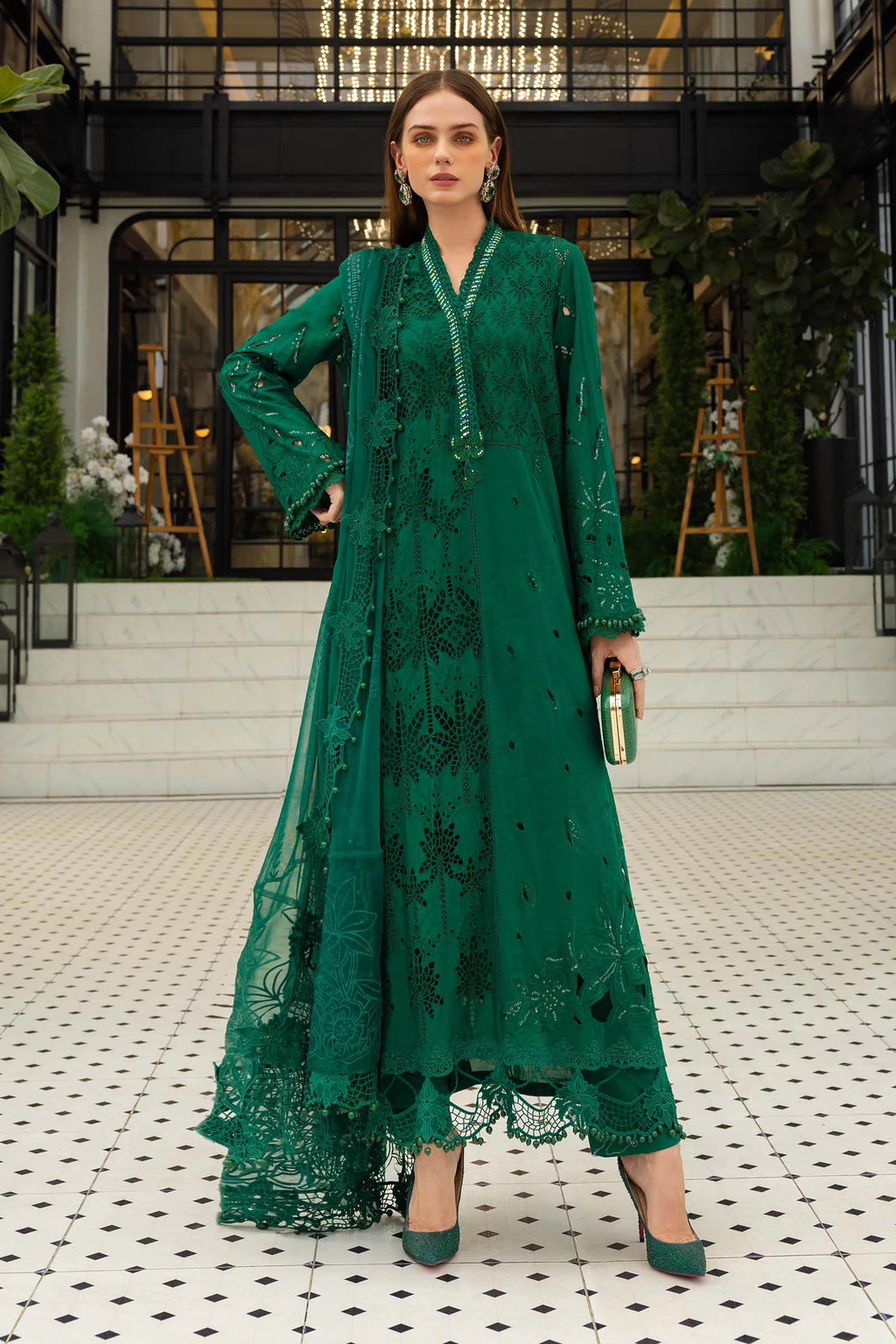 MARIA B LAWN D-04