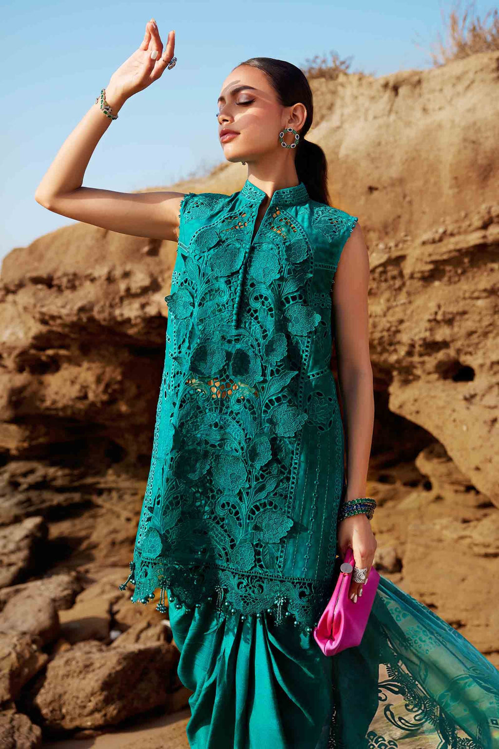 MARIA B LAWN D-25-05