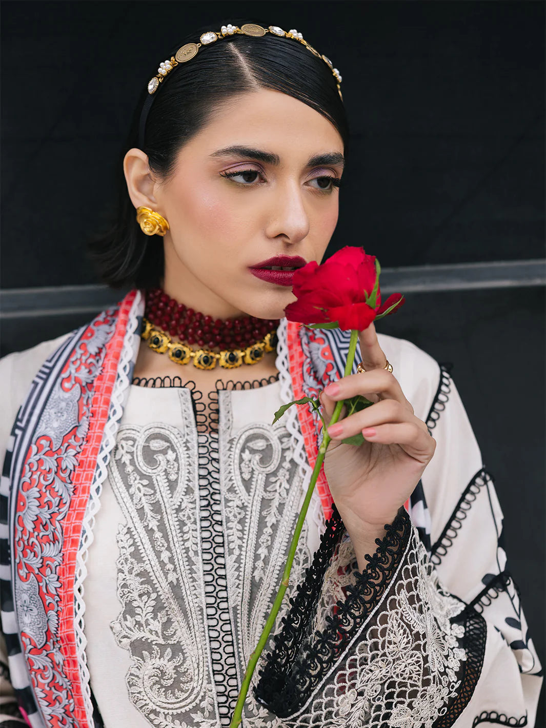MAHNUR BRODAWAY FREESIA