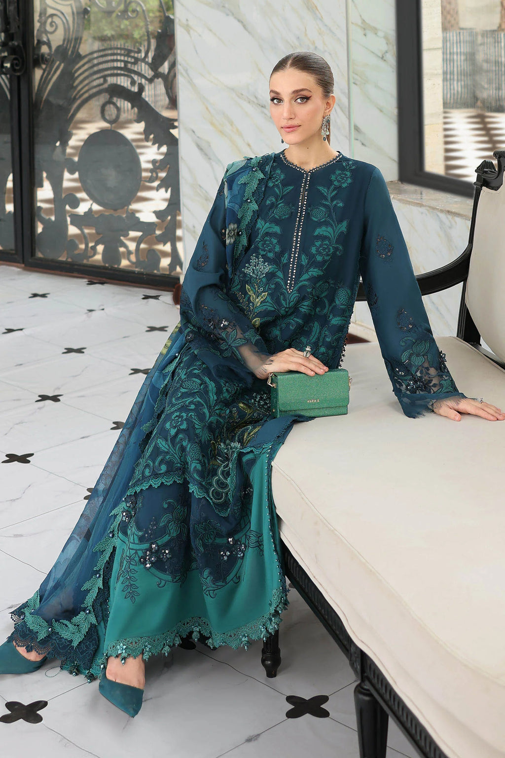 MARIA B LAWN D-06
