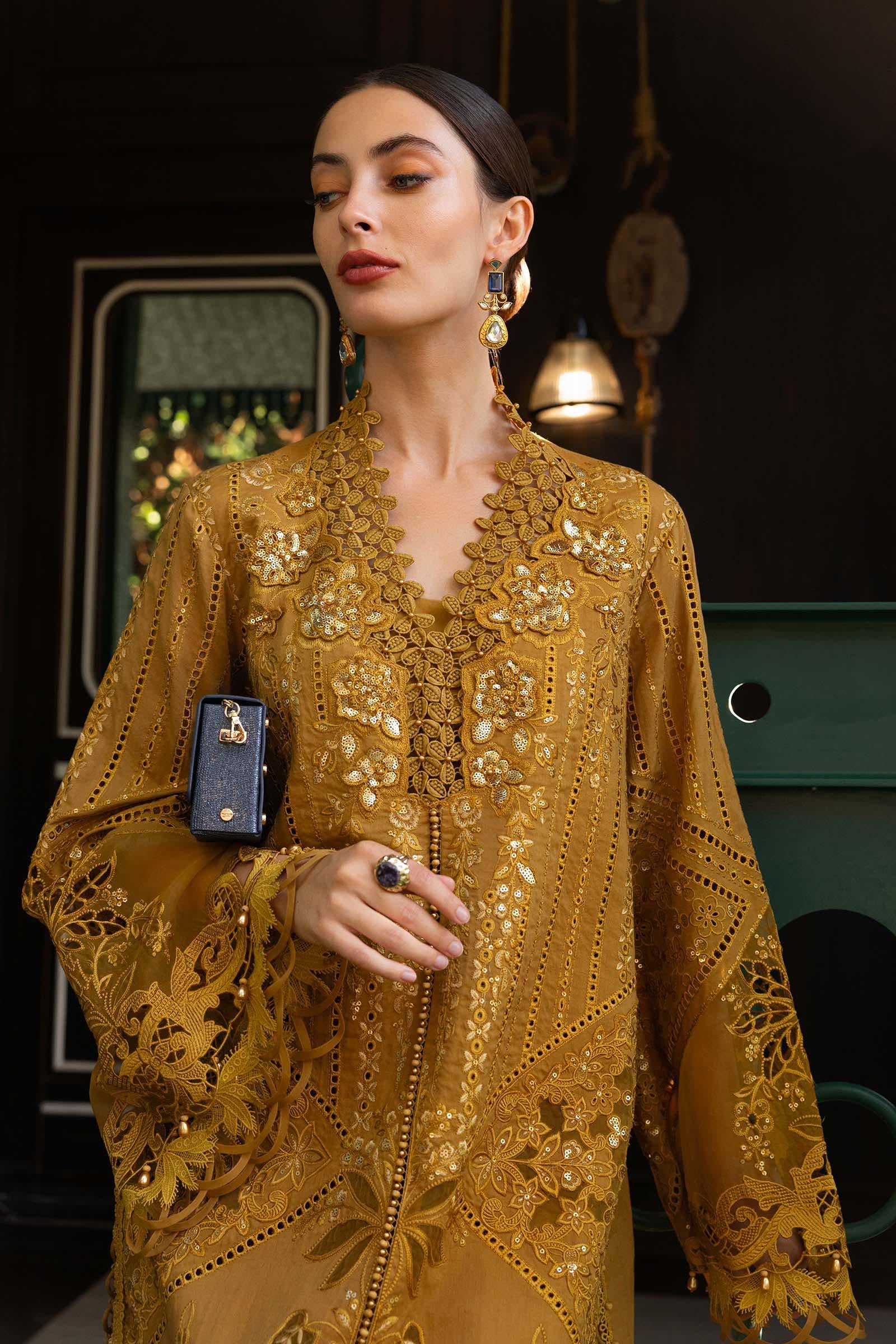 MARIA B LAWN D-07