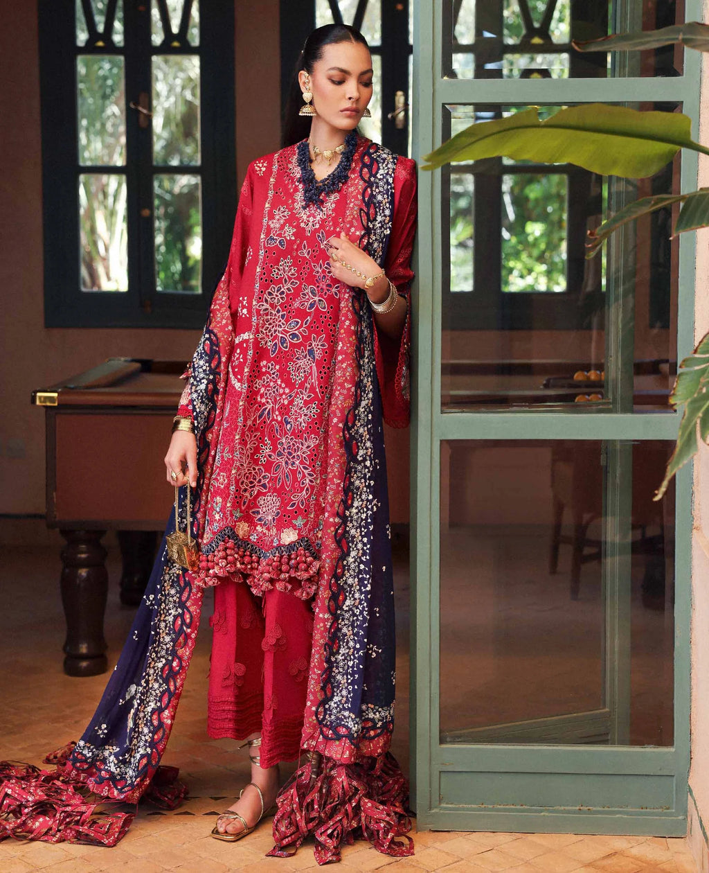 REPUBLIC WOMENS WEAR REINE BELLE ROSEE D-2B
