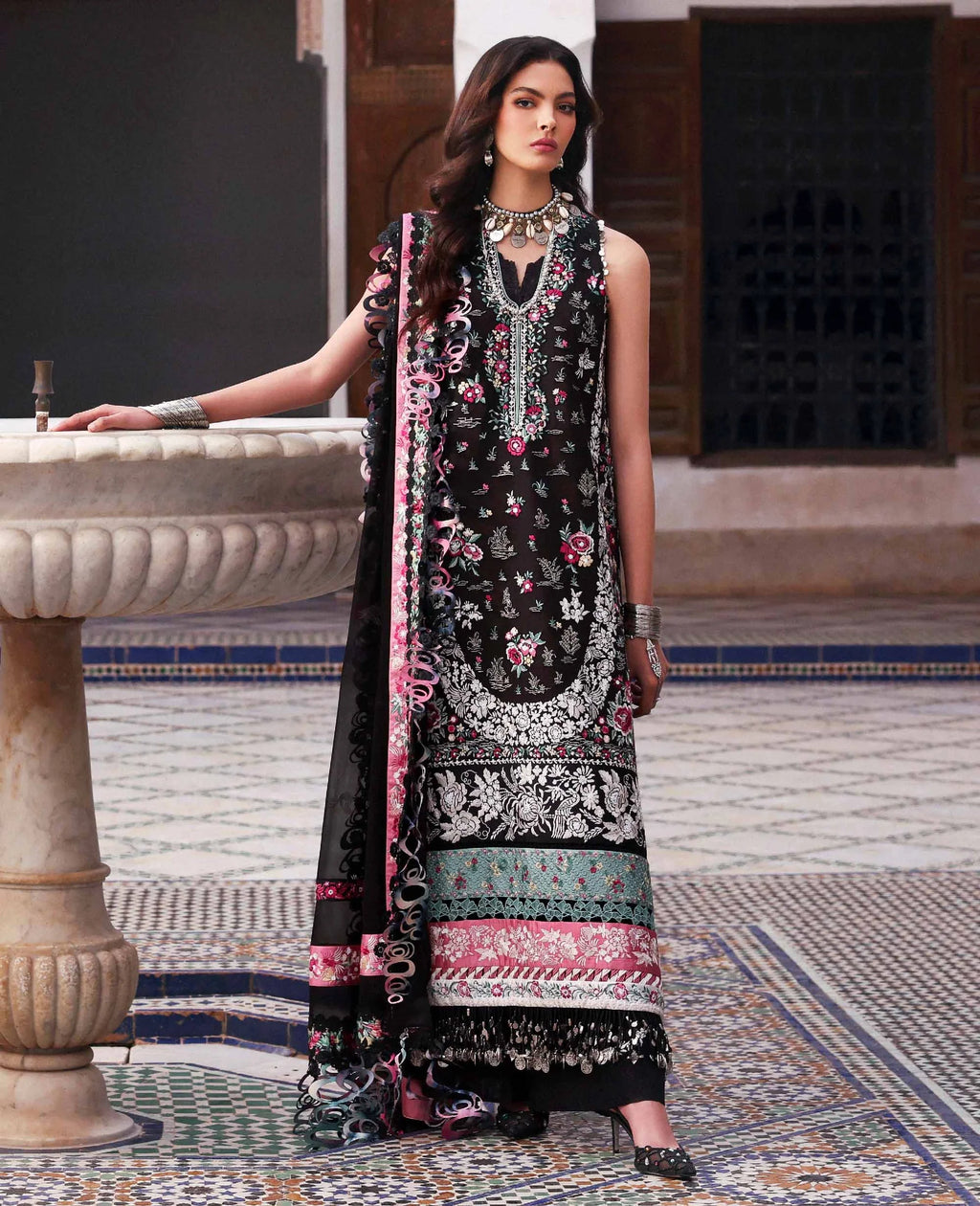 REPUBLIC WOMENS WEAR REINE ELIA D-3B