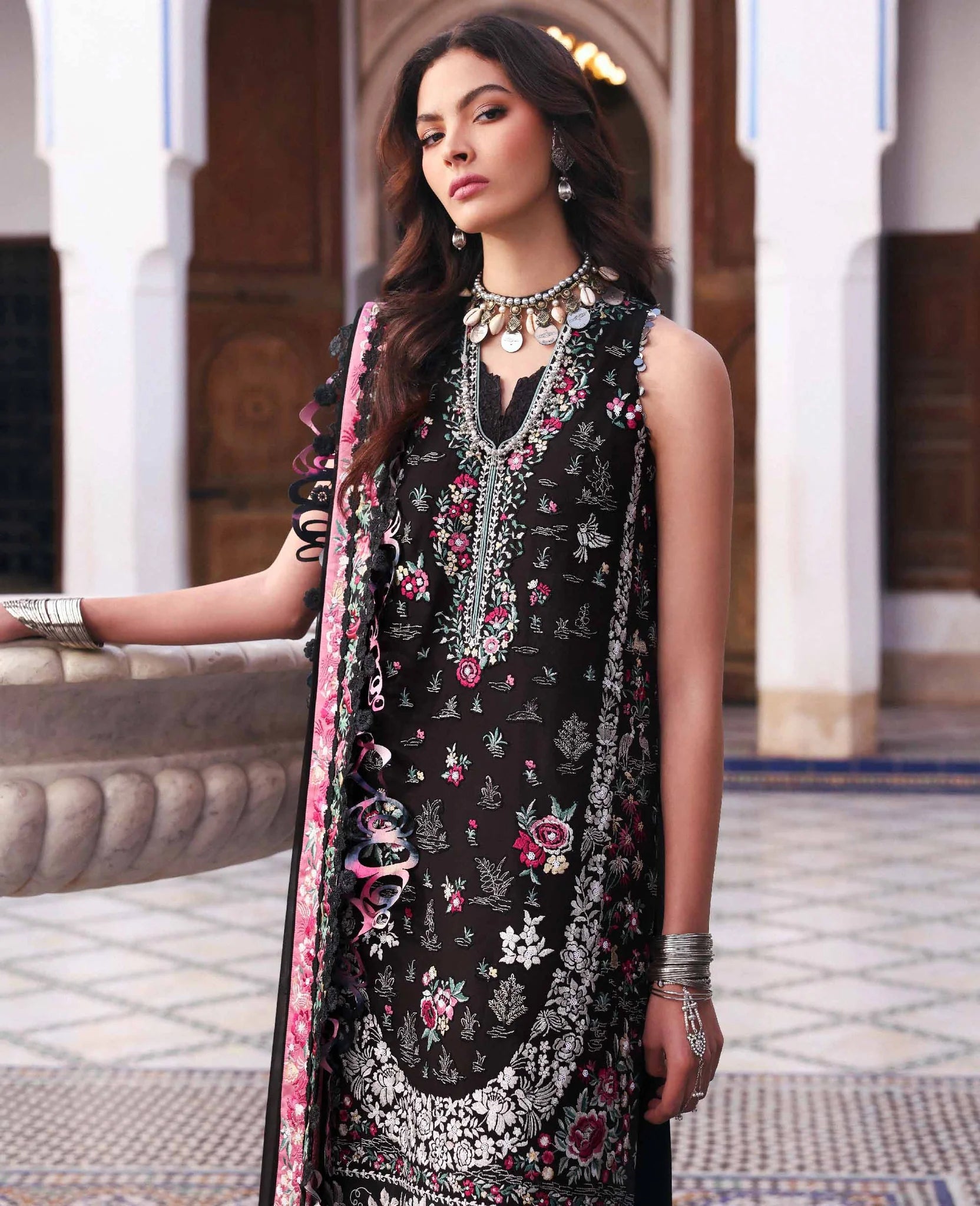 REPUBLIC WOMENS WEAR REINE ELIA D-3B