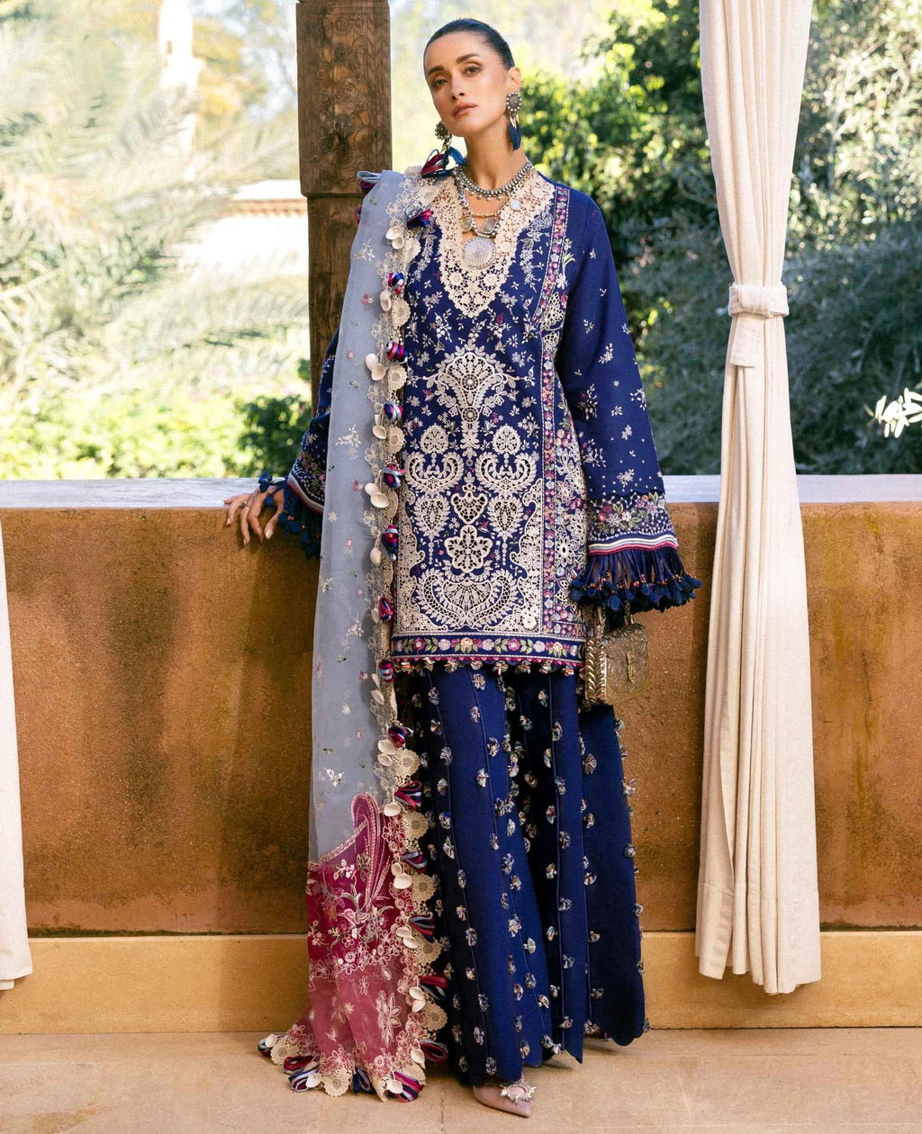 REPUBLIC WOMENS WEAR REINE SIA D-4A