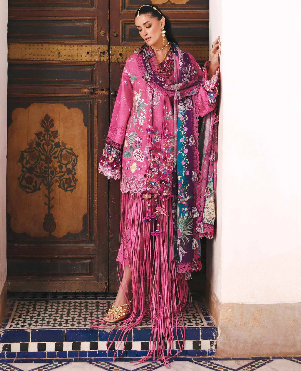REPUBLIC WOMENS WEAR REINE ARIA D-8A