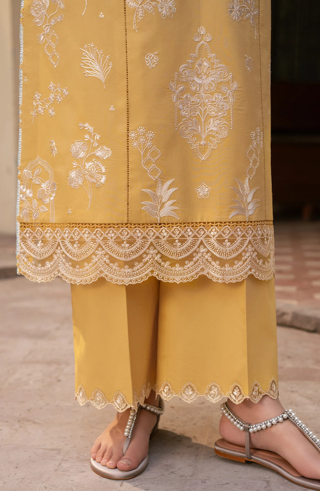 SERAN LAMHAY ZIRA
