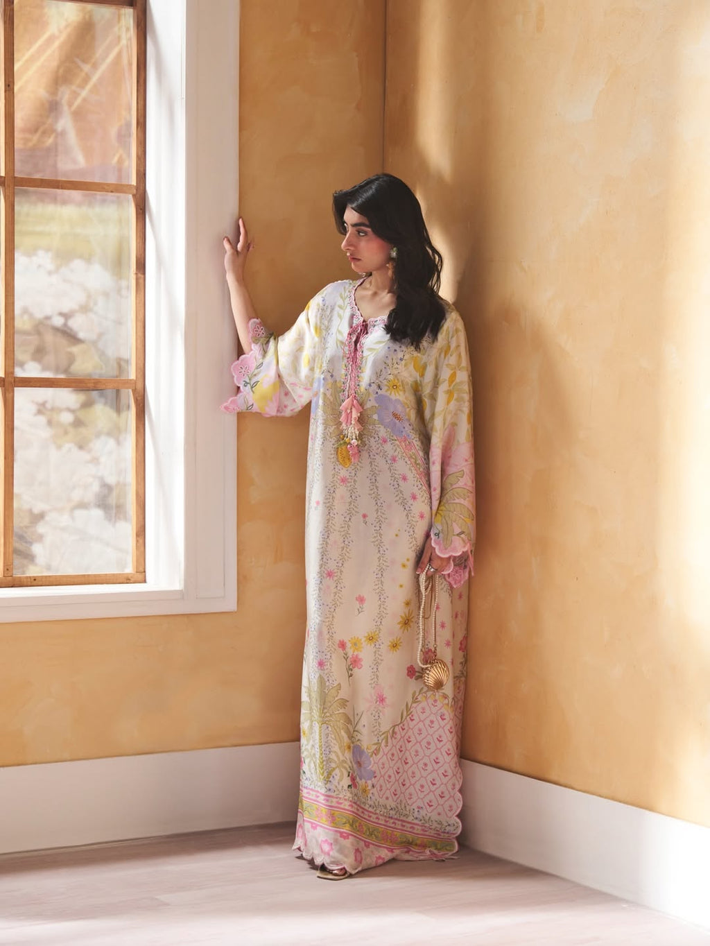 ZARAH NUR D-102 1PC
