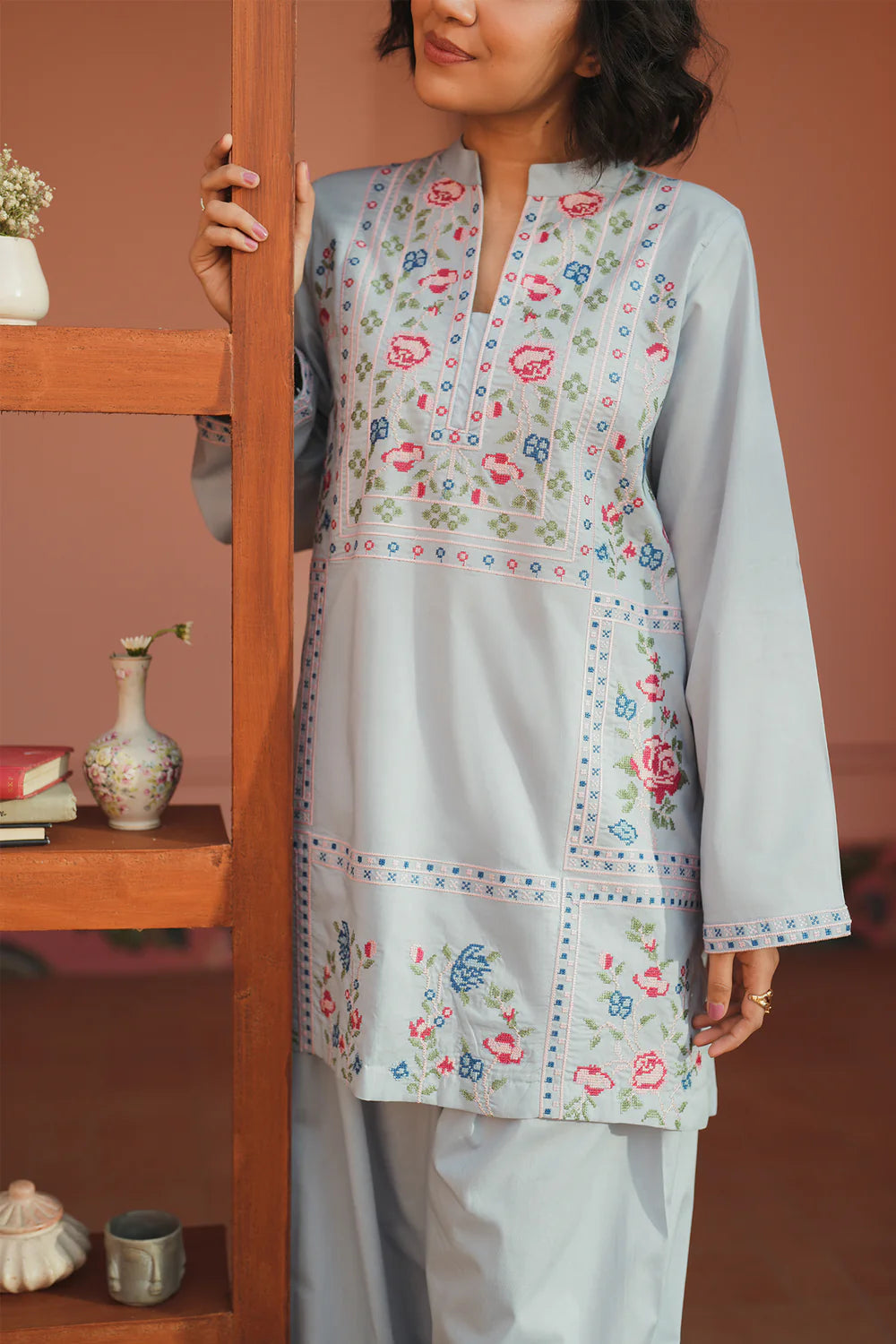 ETHNIC E7755-102-615 2PC