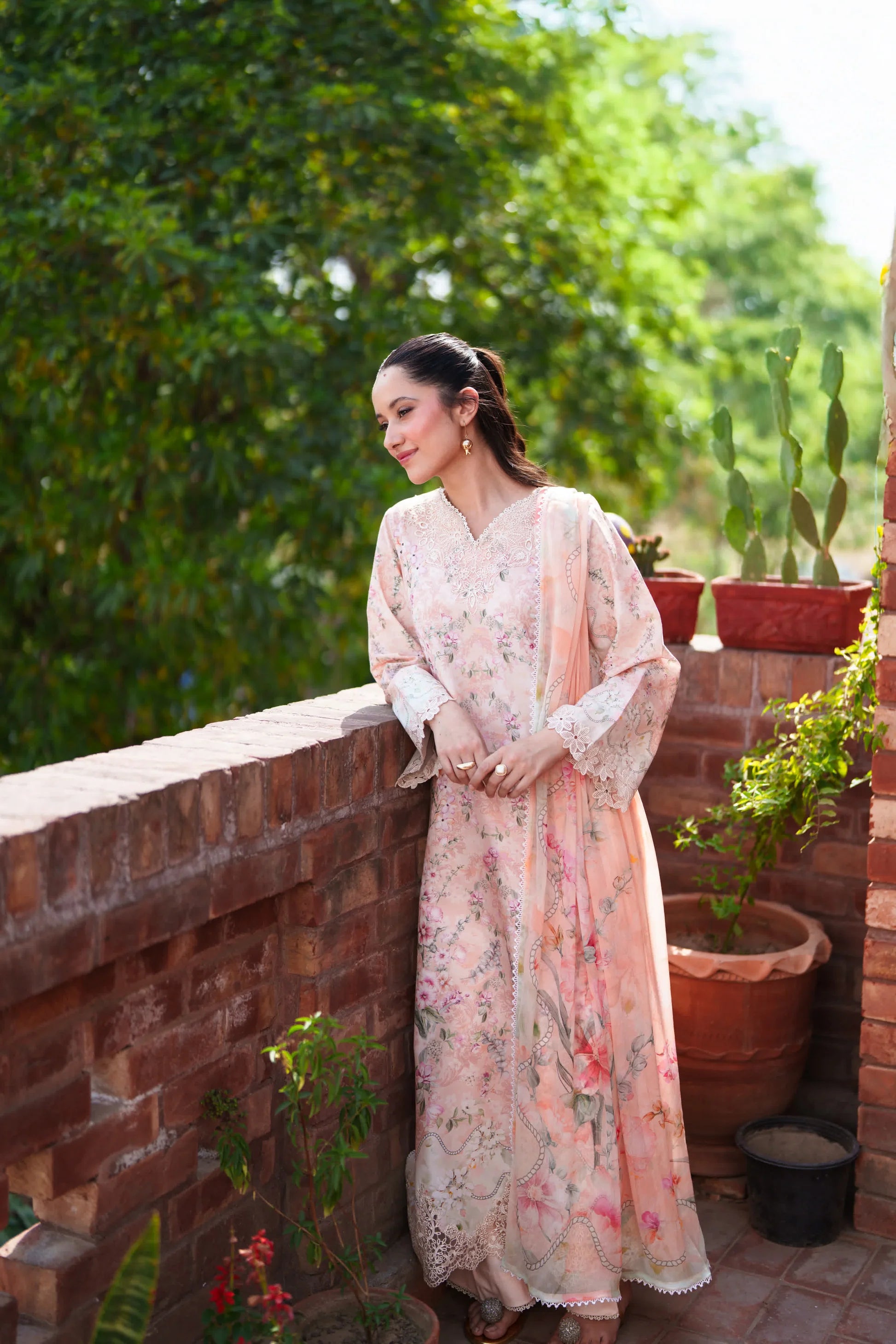 NEESHAY SUMMER LINES PEACHLINE