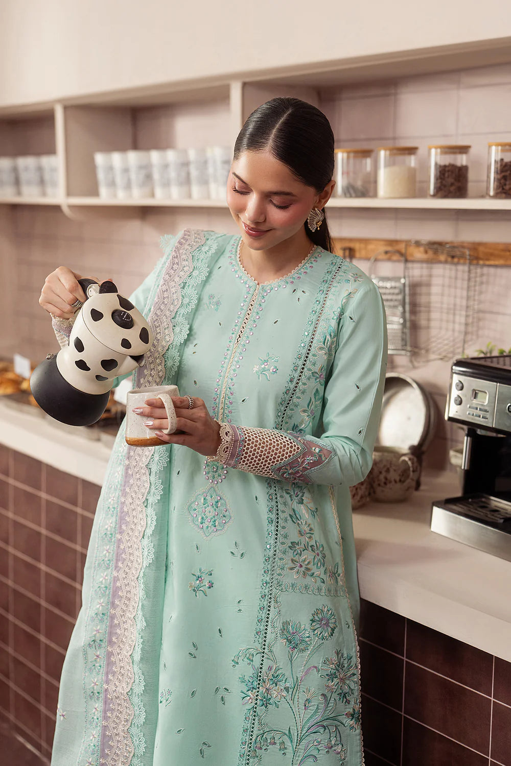 AYZEL BREWED LUXURY LAWN AFFOGATO